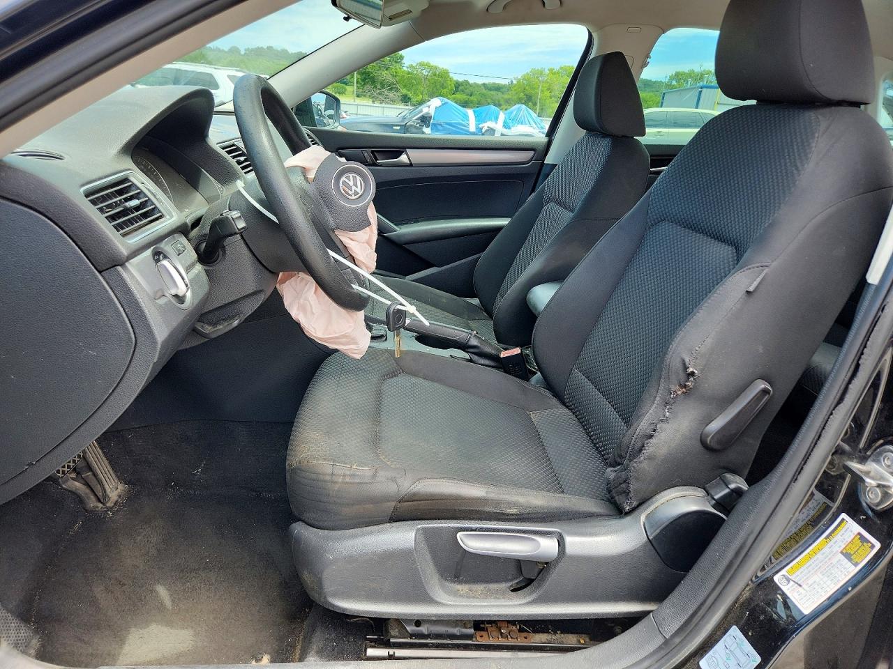 2013 Volkswagen Passat S Черный vin: 1VWAP7A38DC041768