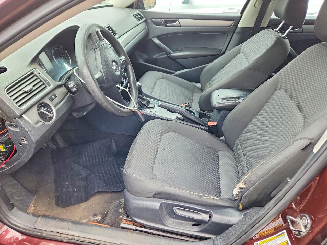 2013 Volkswagen Passat S Maroon vin: 1VWAP7A38DC043133