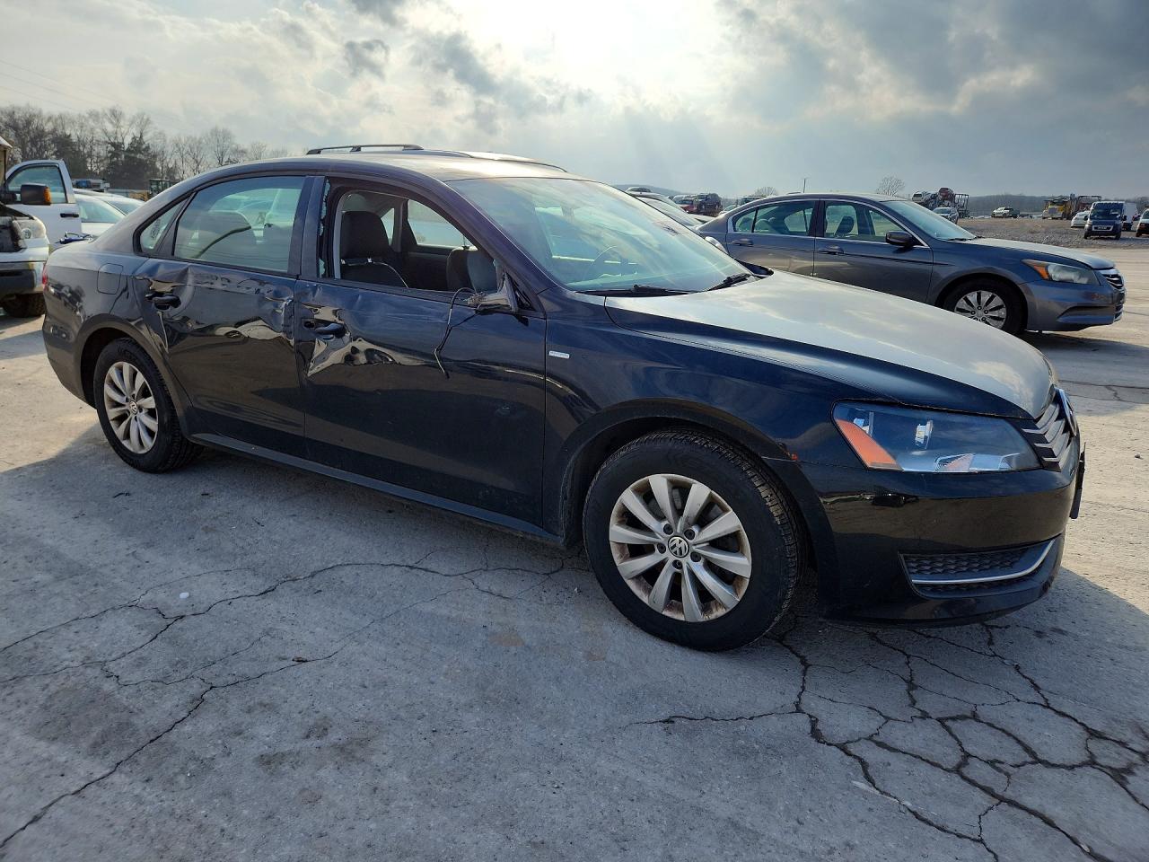 2013 Volkswagen Passat S Black vin: 1VWAP7A38DC145726