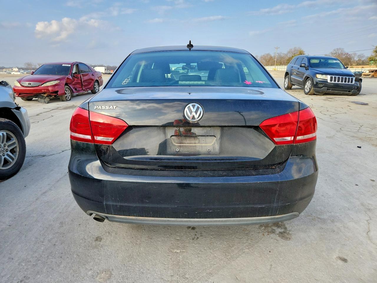2013 Volkswagen Passat S Black vin: 1VWAP7A38DC145726