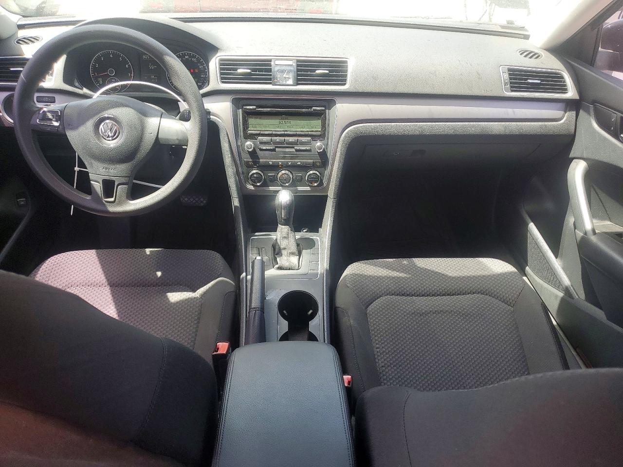 2012 Volkswagen Passat S Gray vin: 1VWAP7A39CC048050