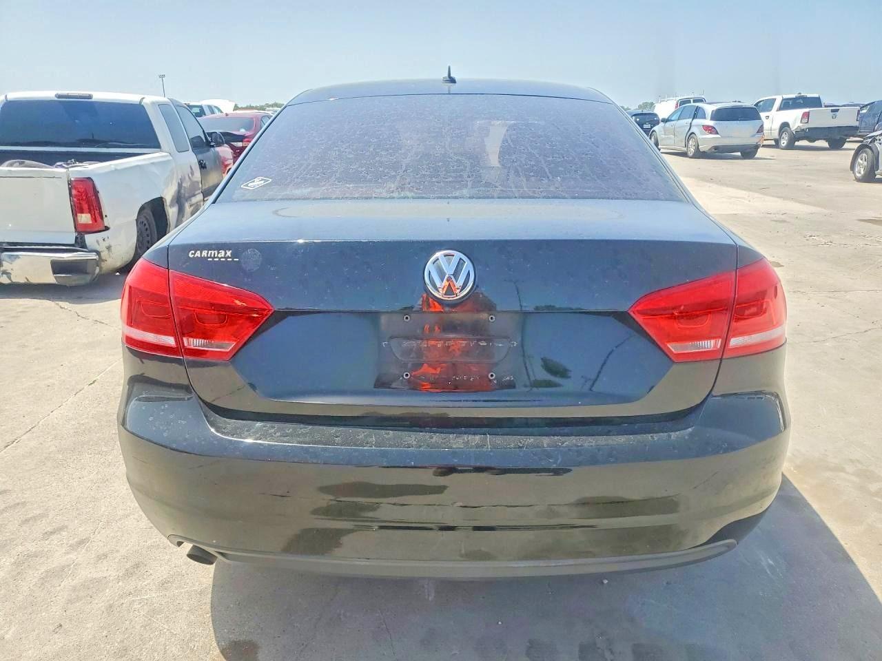 2012 Volkswagen Passat S Gray vin: 1VWAP7A39CC048050