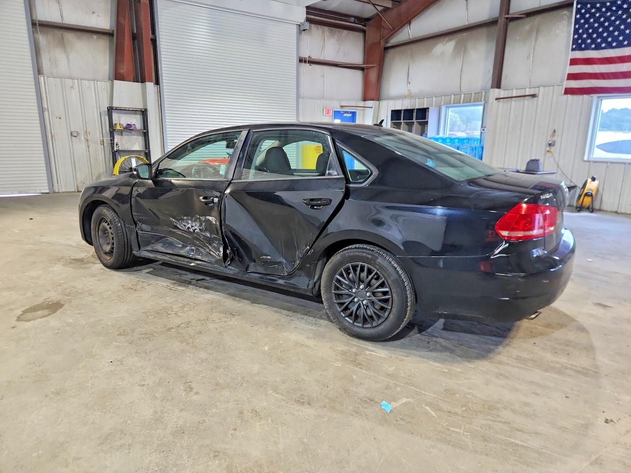 2013 Volkswagen Passat S Black vin: 1VWAP7A39DC002137