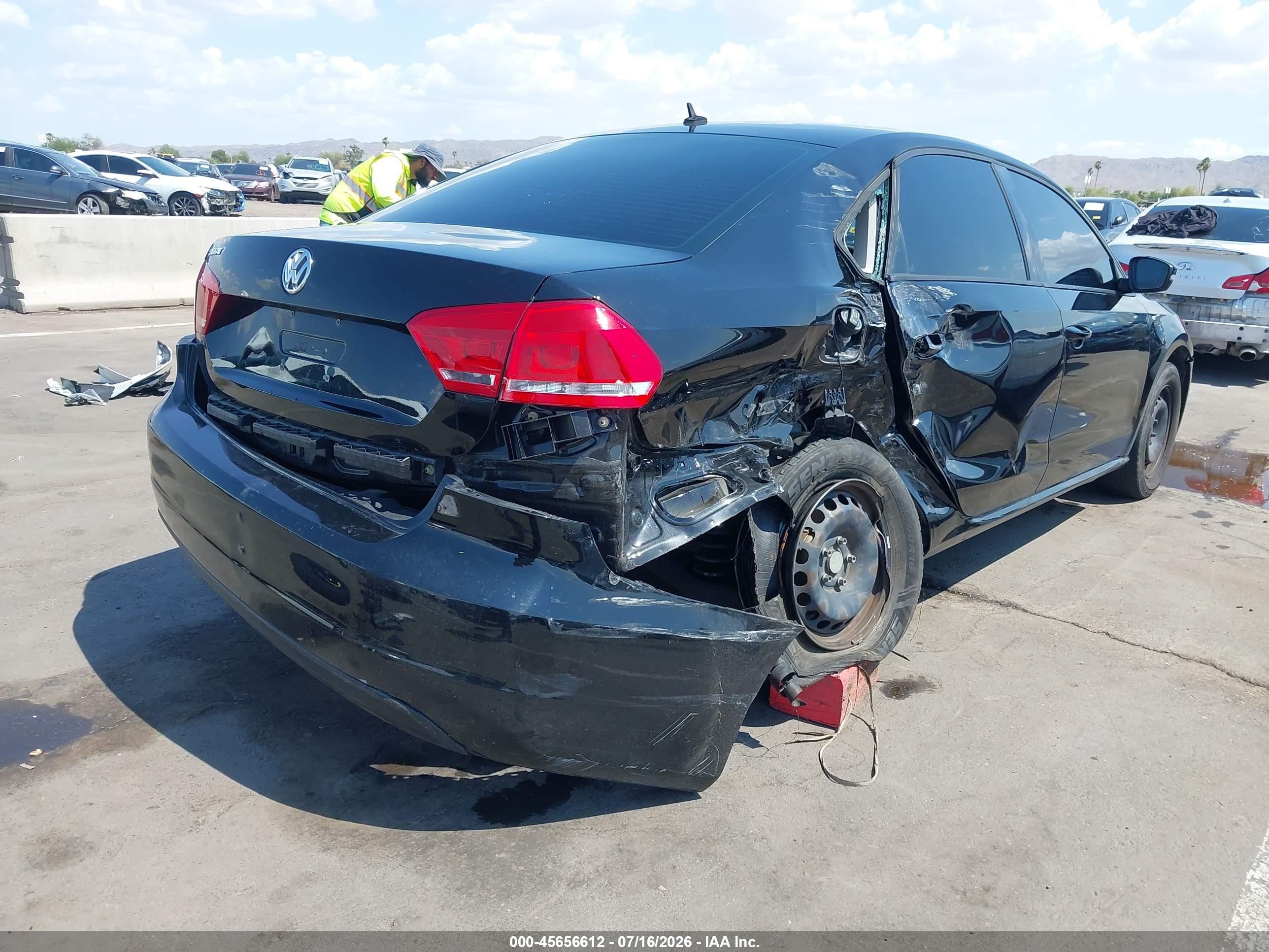 2013 Volkswagen Passat 2.5l S Black vin: 1VWAP7A39DC149638