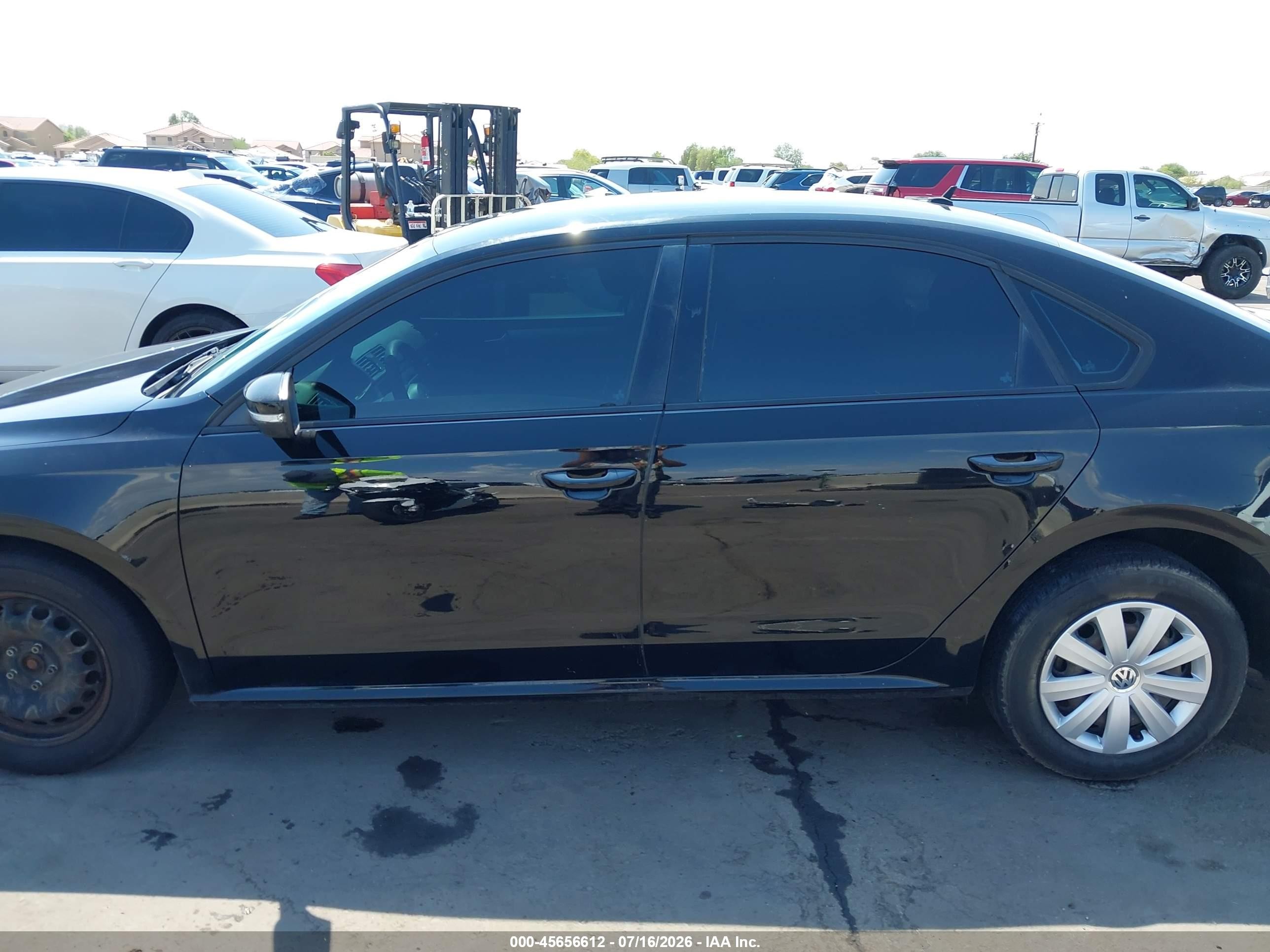2013 Volkswagen Passat 2.5l S Black vin: 1VWAP7A39DC149638