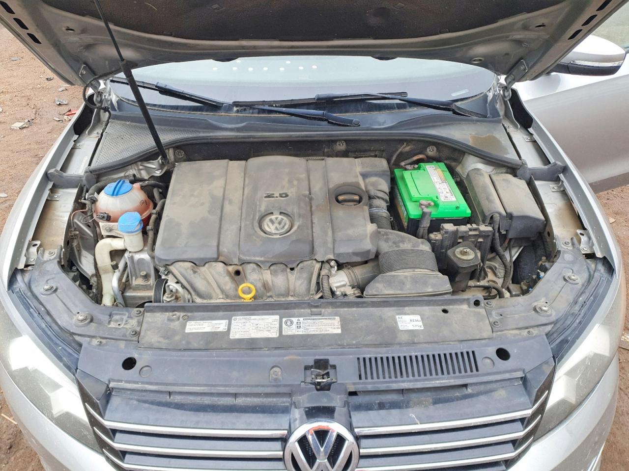 2013 Volkswagen Passat S Серебряный vin: 1VWAP7A39DC151549