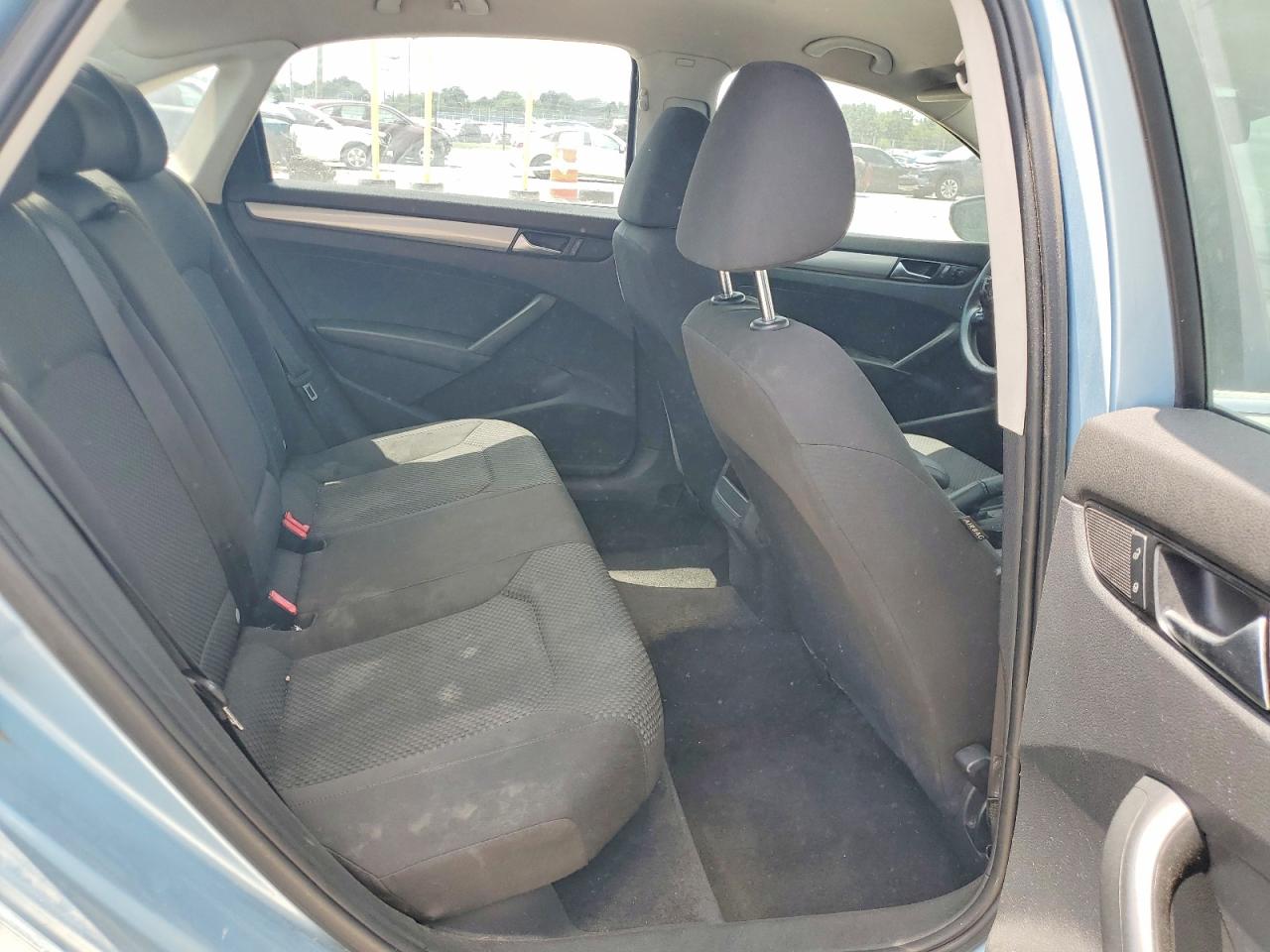 2012 Volkswagen Passat S Blue vin: 1VWAP7A3XCC040278