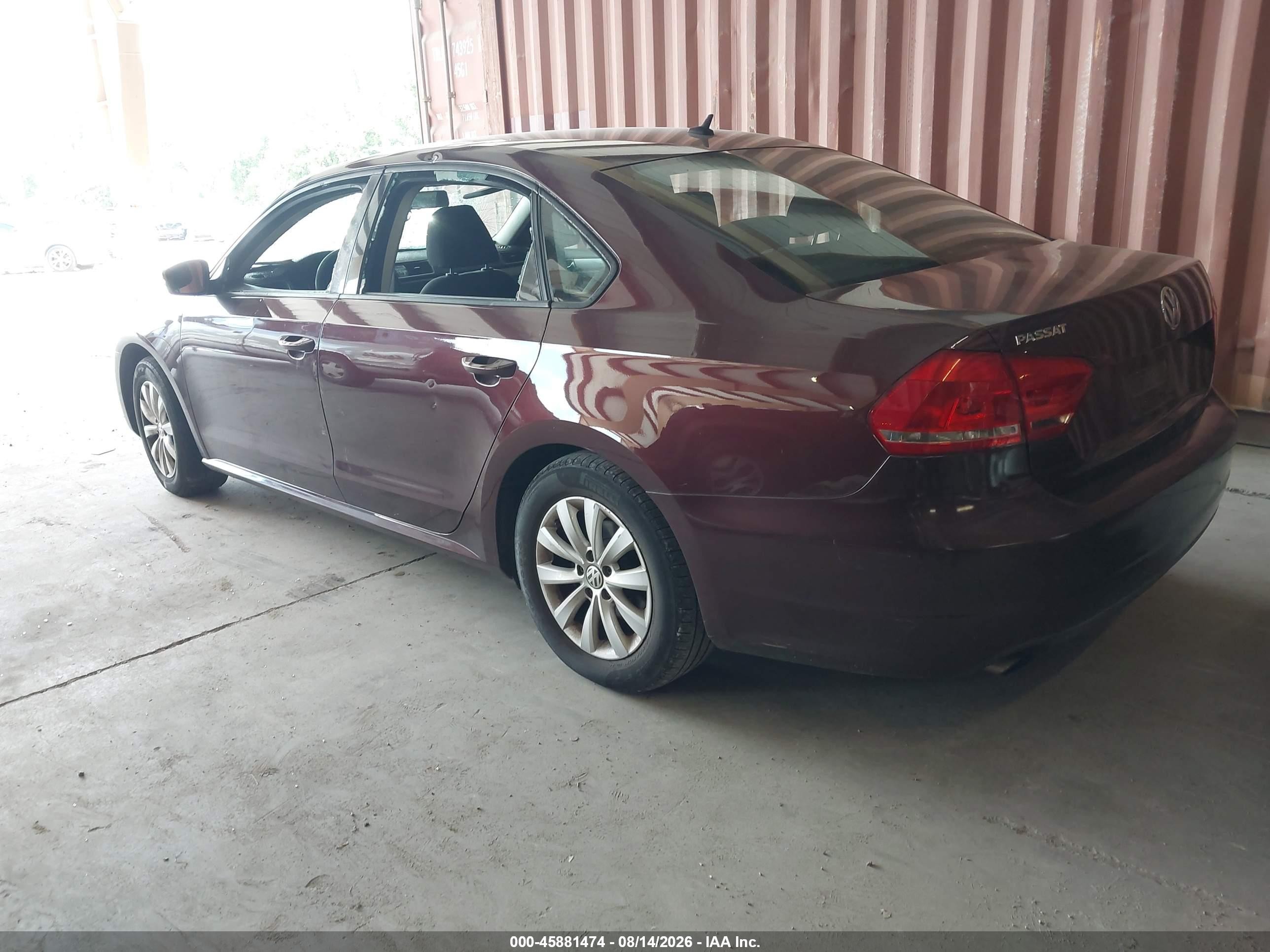 2013 Volkswagen Passat 2.5l S Burgundy vin: 1VWAP7A3XDC065795