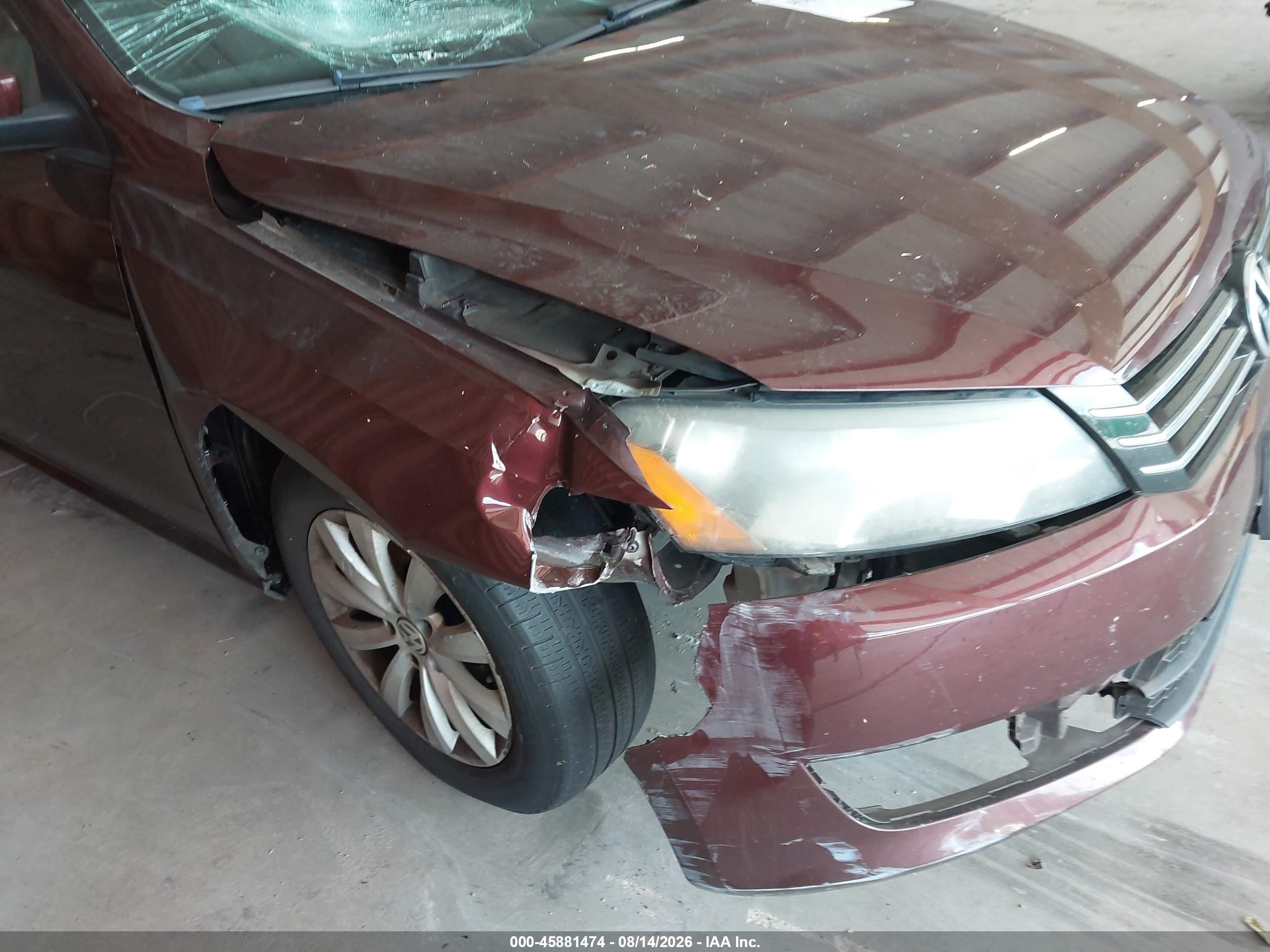 2013 Volkswagen Passat 2.5l S Burgundy vin: 1VWAP7A3XDC065795