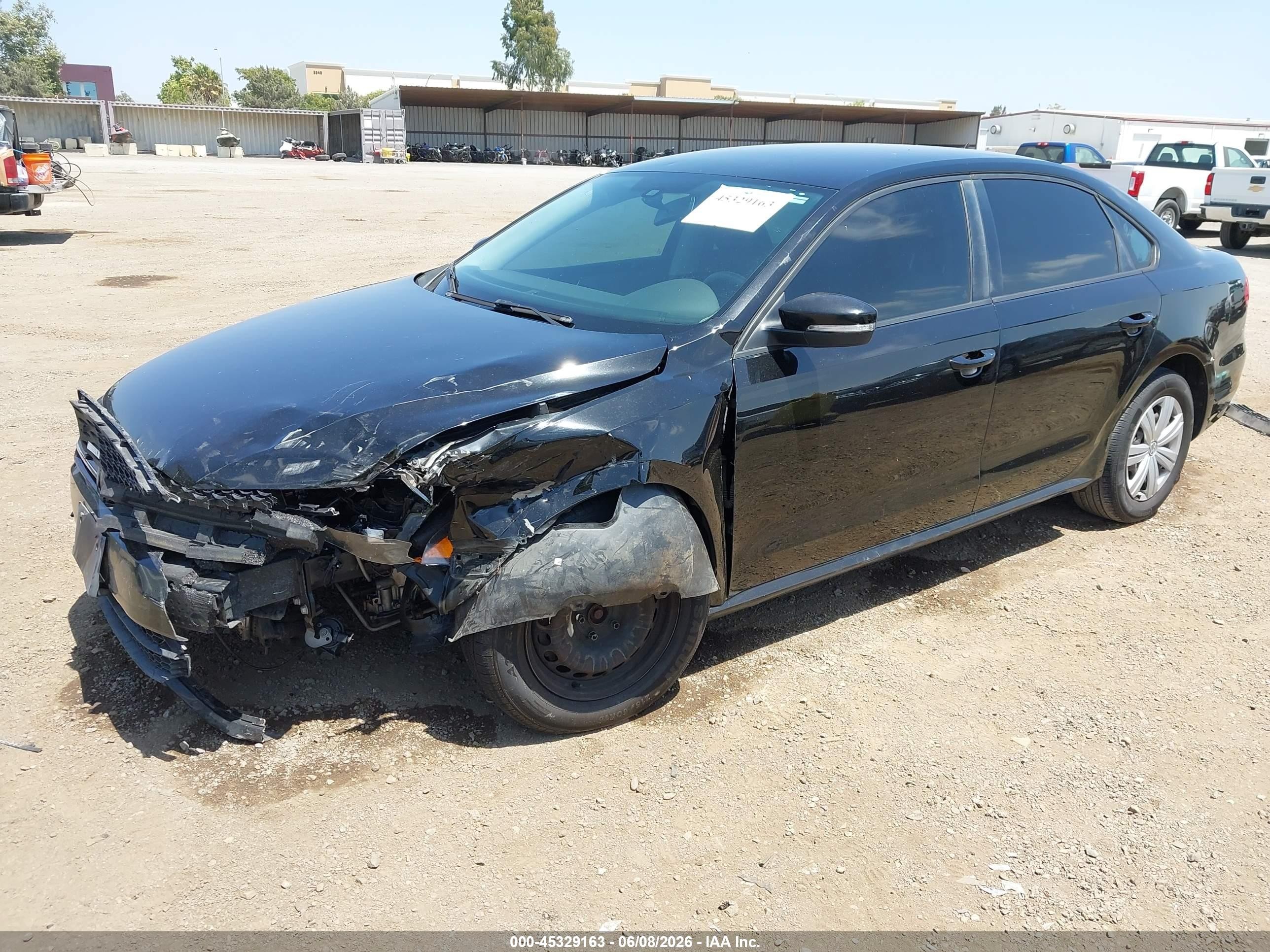 2014 Volkswagen Passat 2.5l S Black vin: 1VWAP7A3XEC014797