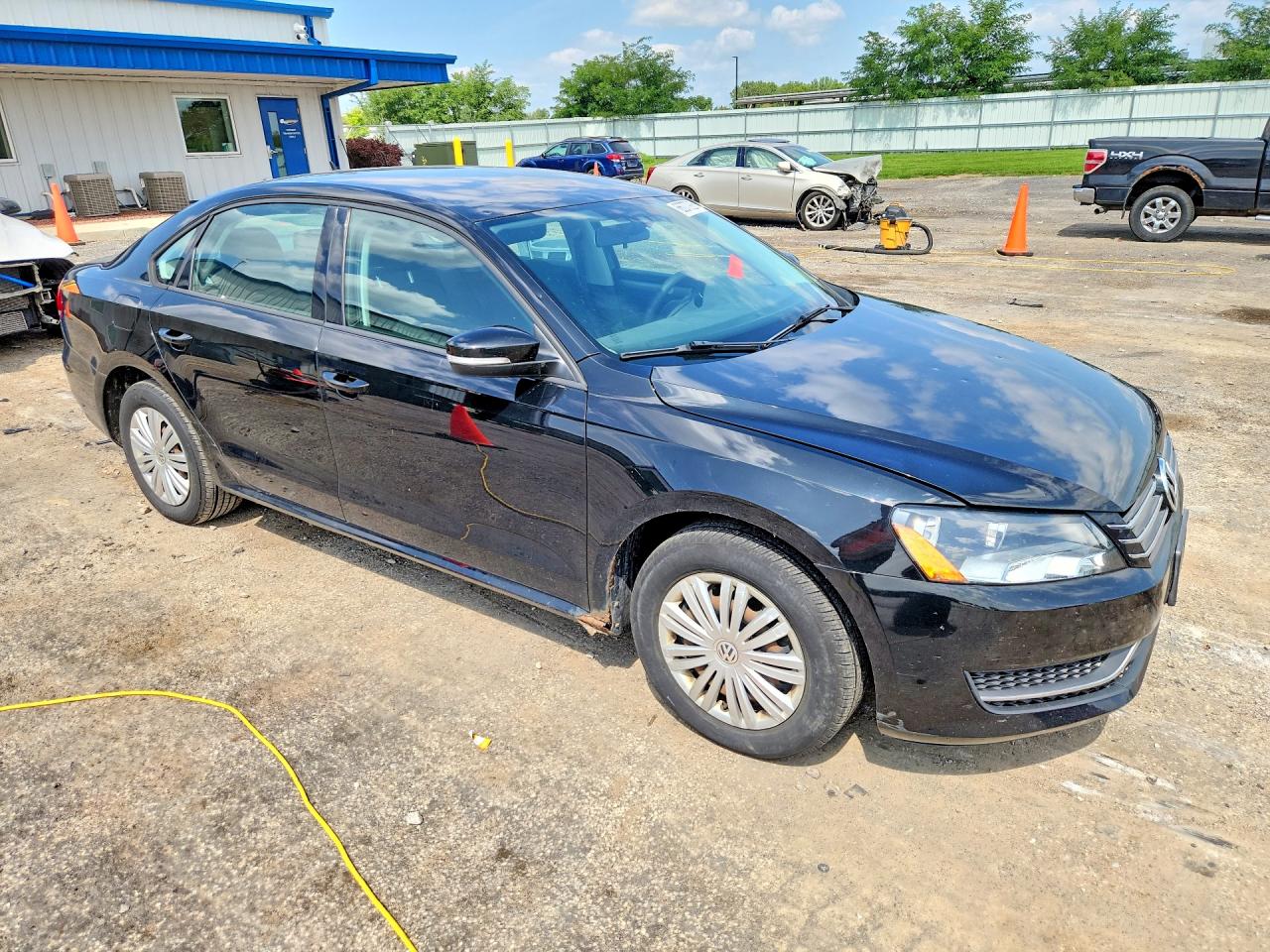 2014 Volkswagen Passat S Black vin: 1VWAS7A30EC111540