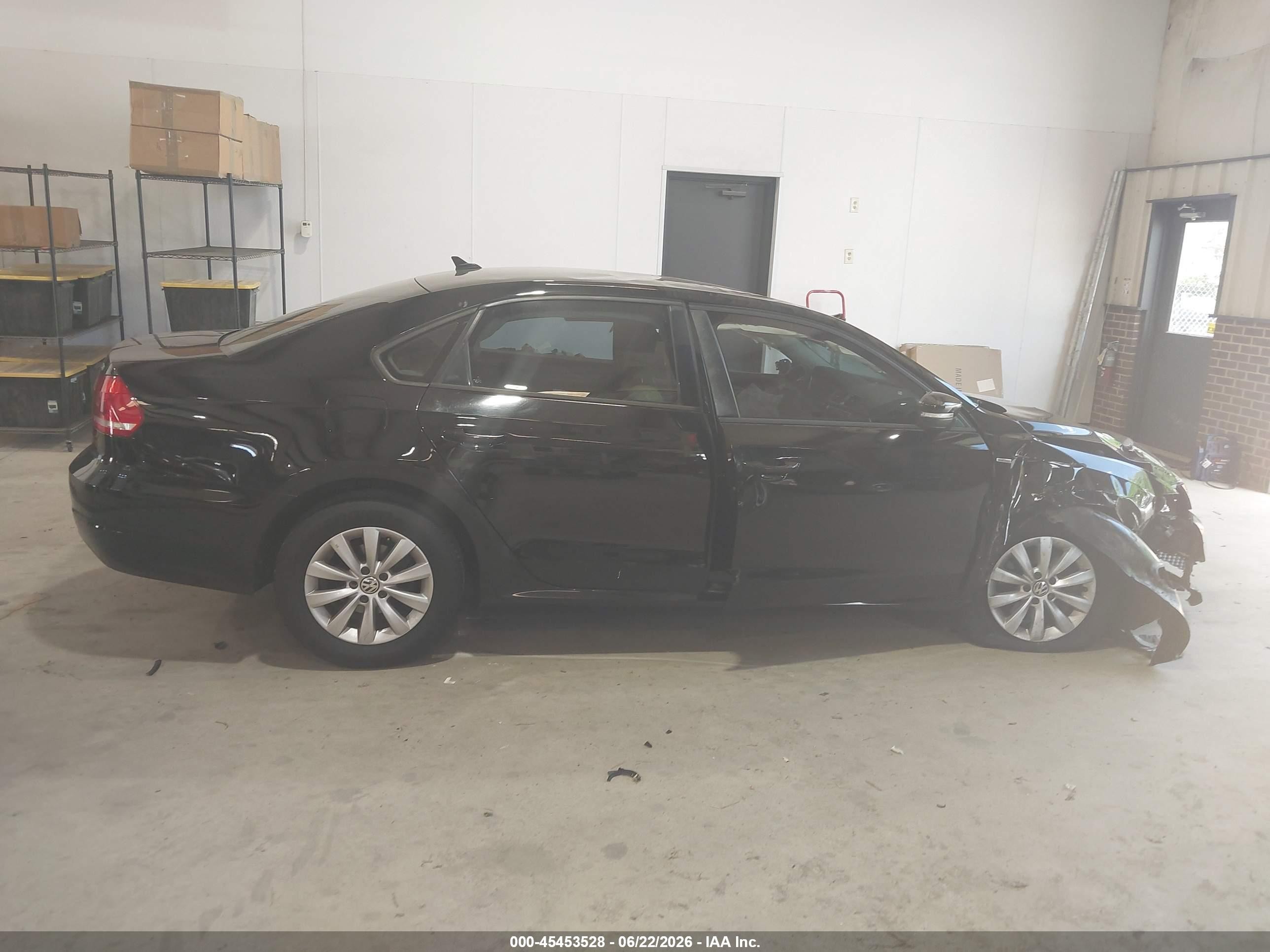 2014 Volkswagen Passat 1.8t Wolfsburg Edition Black vin: 1VWAS7A30EC116446