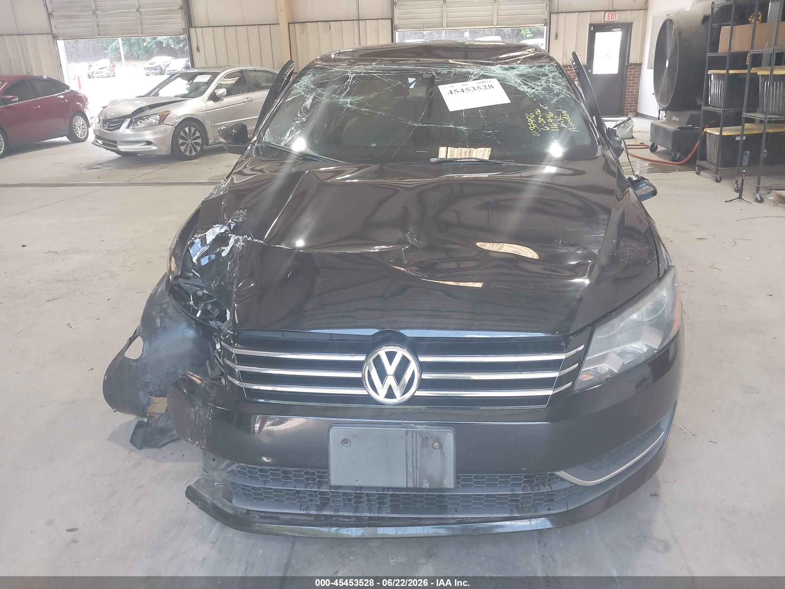 2014 Volkswagen Passat 1.8t Wolfsburg Edition Black vin: 1VWAS7A30EC116446