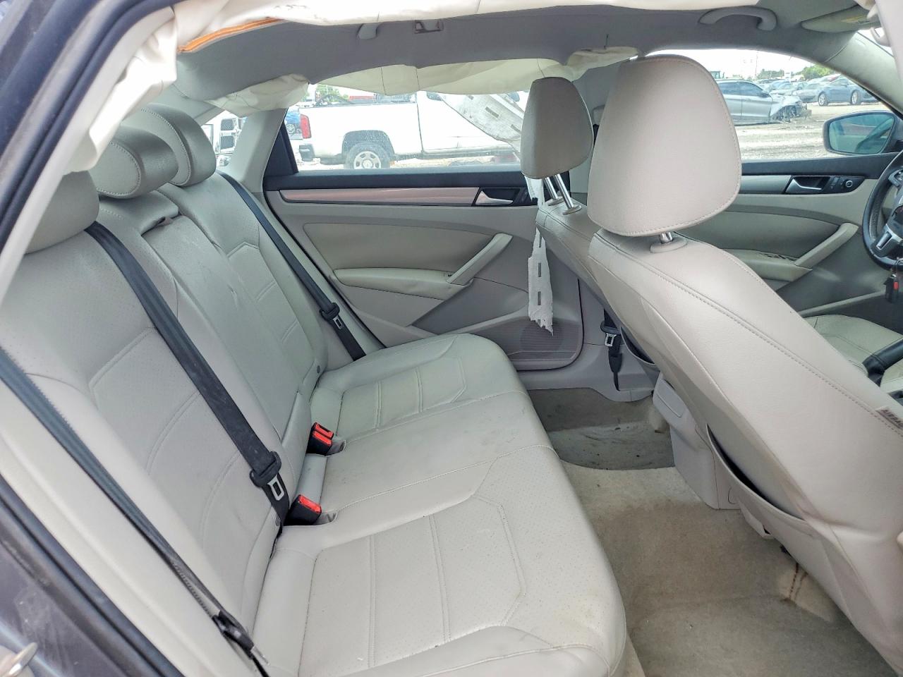 2015 Volkswagen Passat S Gray vin: 1VWAS7A30FC080534