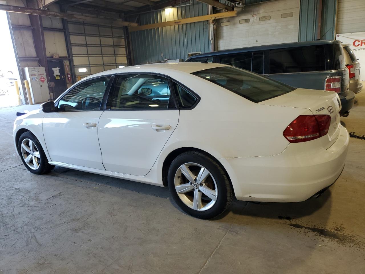 2014 Volkswagen Passat S White vin: 1VWAS7A31EC033513