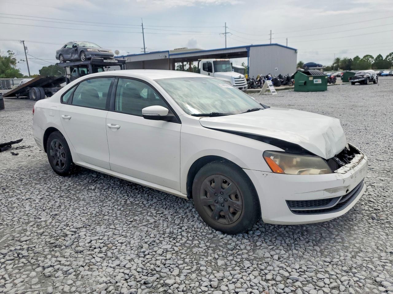 2015 Volkswagen Passat S White vin: 1VWAS7A31FC030628
