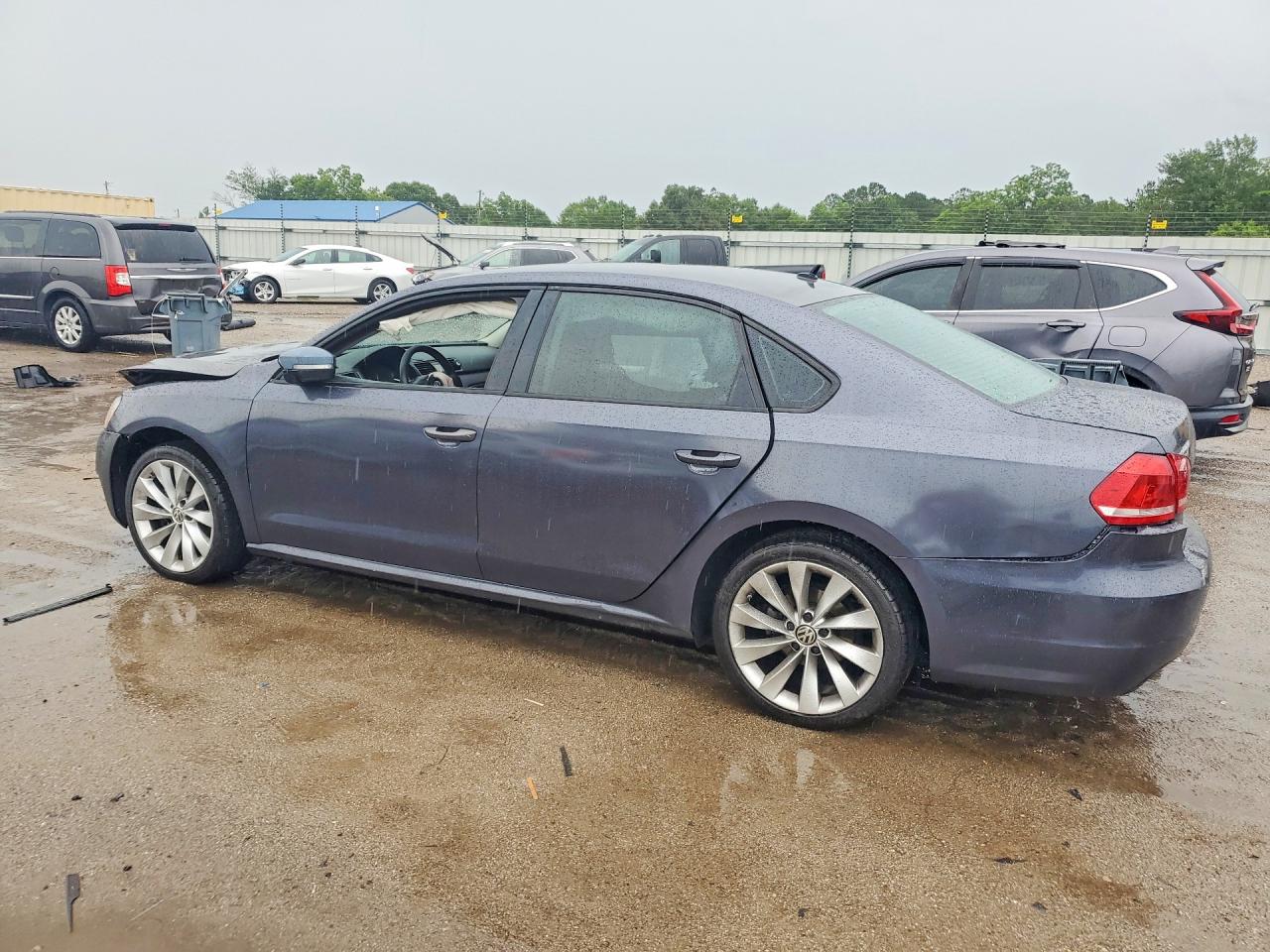 2015 Volkswagen Passat S Gray vin: 1VWAS7A31FC070742