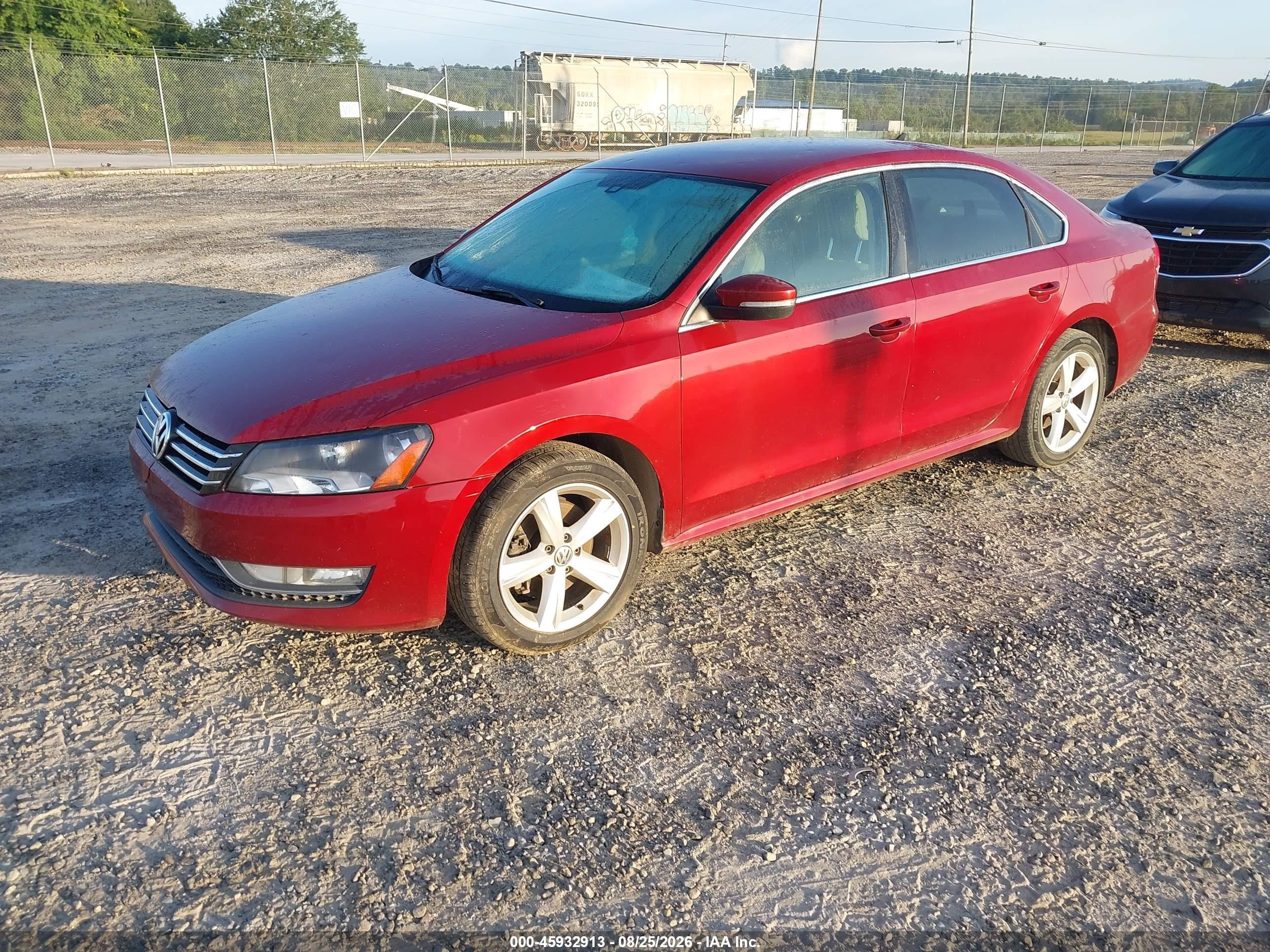 2015 Volkswagen Passat 1.8t Limited Edition Red vin: 1VWAS7A31FC080381