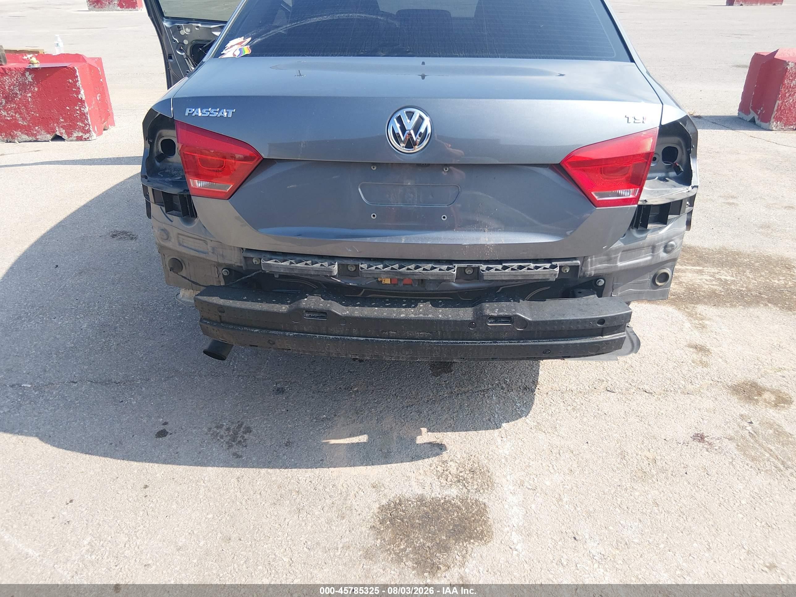 2015 Volkswagen Passat 1.8t Limited Edition Gray vin: 1VWAS7A31FC091574