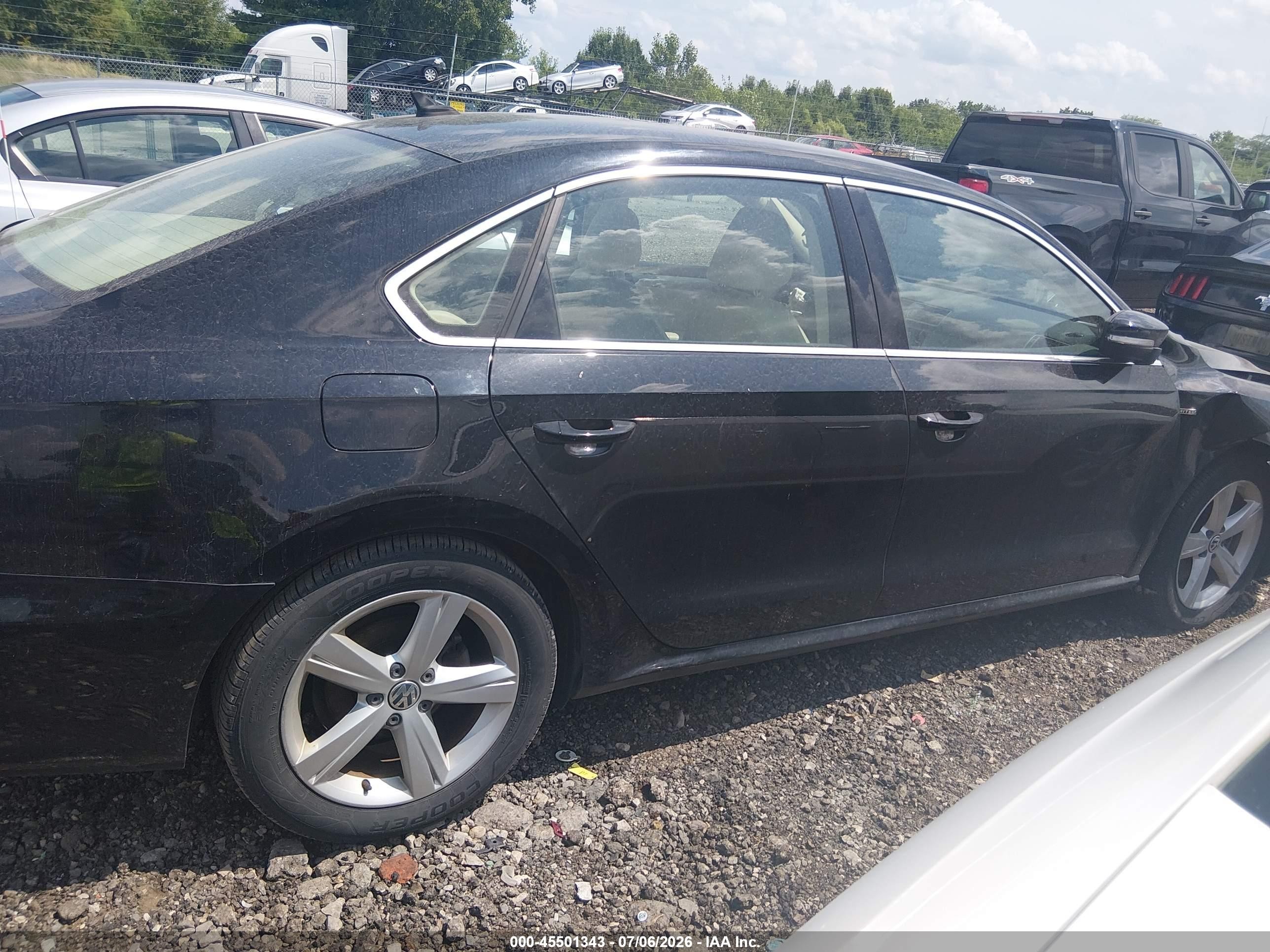 2015 Volkswagen Passat 1.8t Limited Edition Black vin: 1VWAS7A31FC112021
