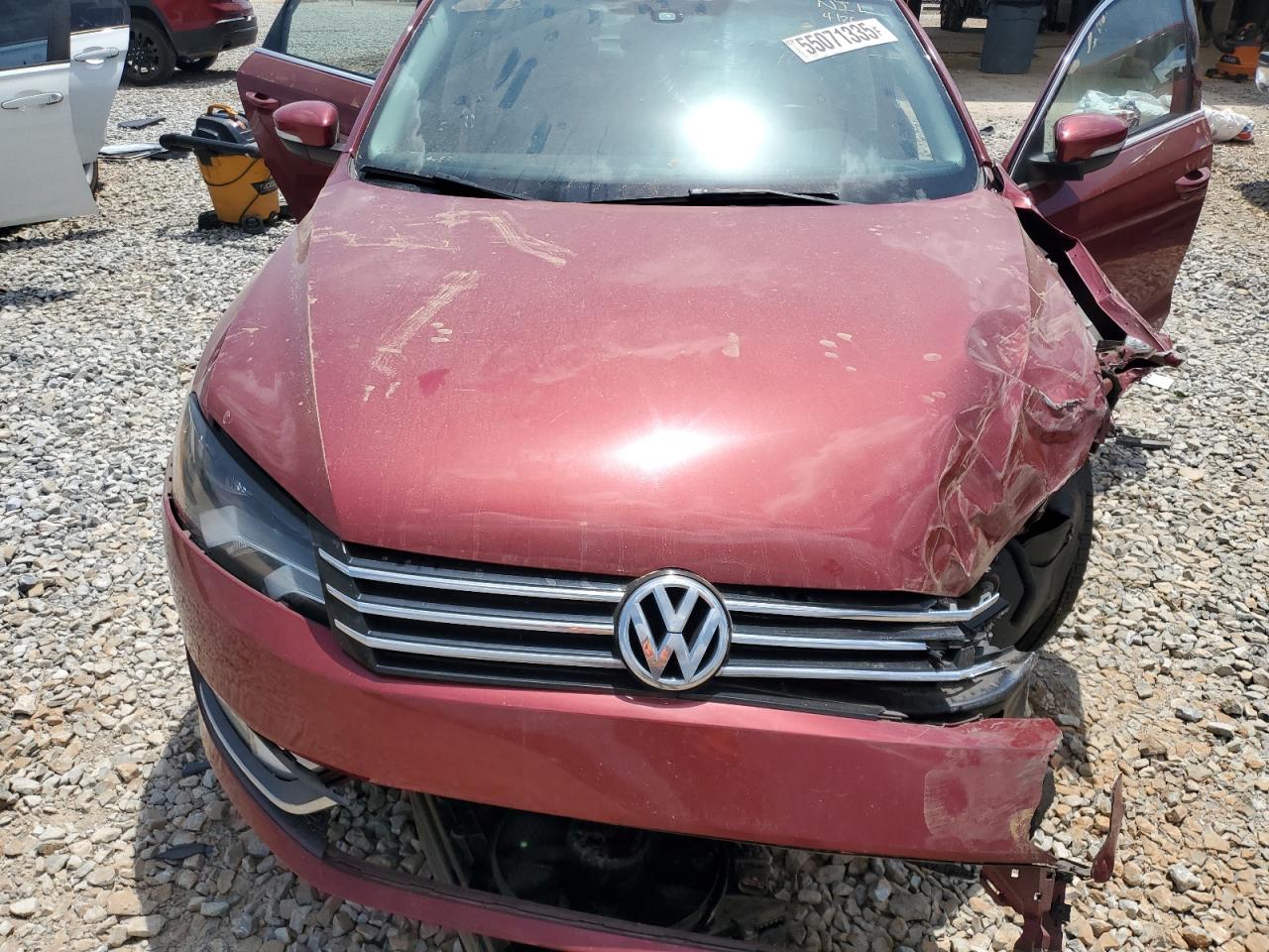 2015 Volkswagen Passat S Maroon vin: 1VWAS7A31FC117929