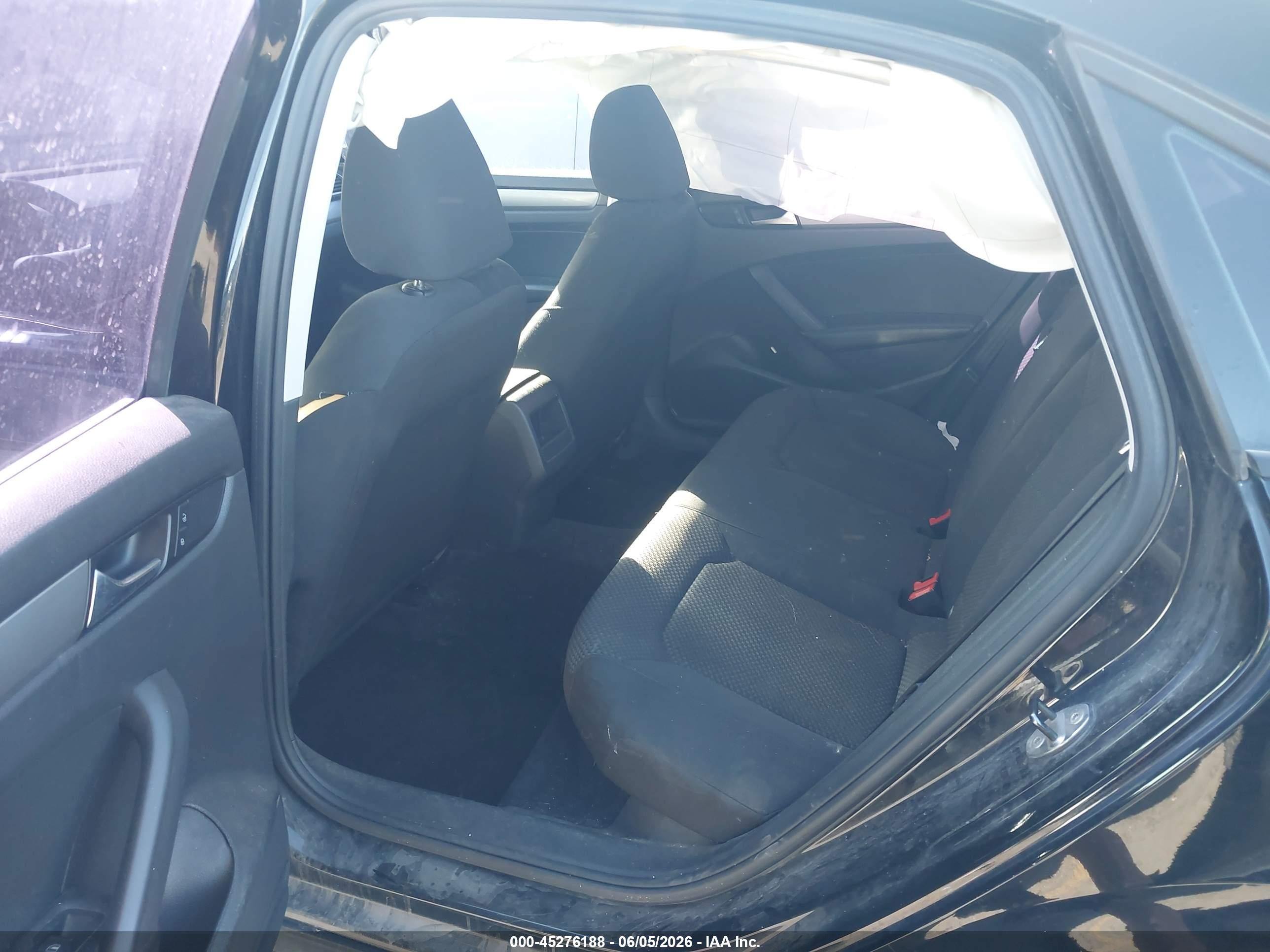2014 Volkswagen Passat 1.8t S Black vin: 1VWAS7A32EC052703