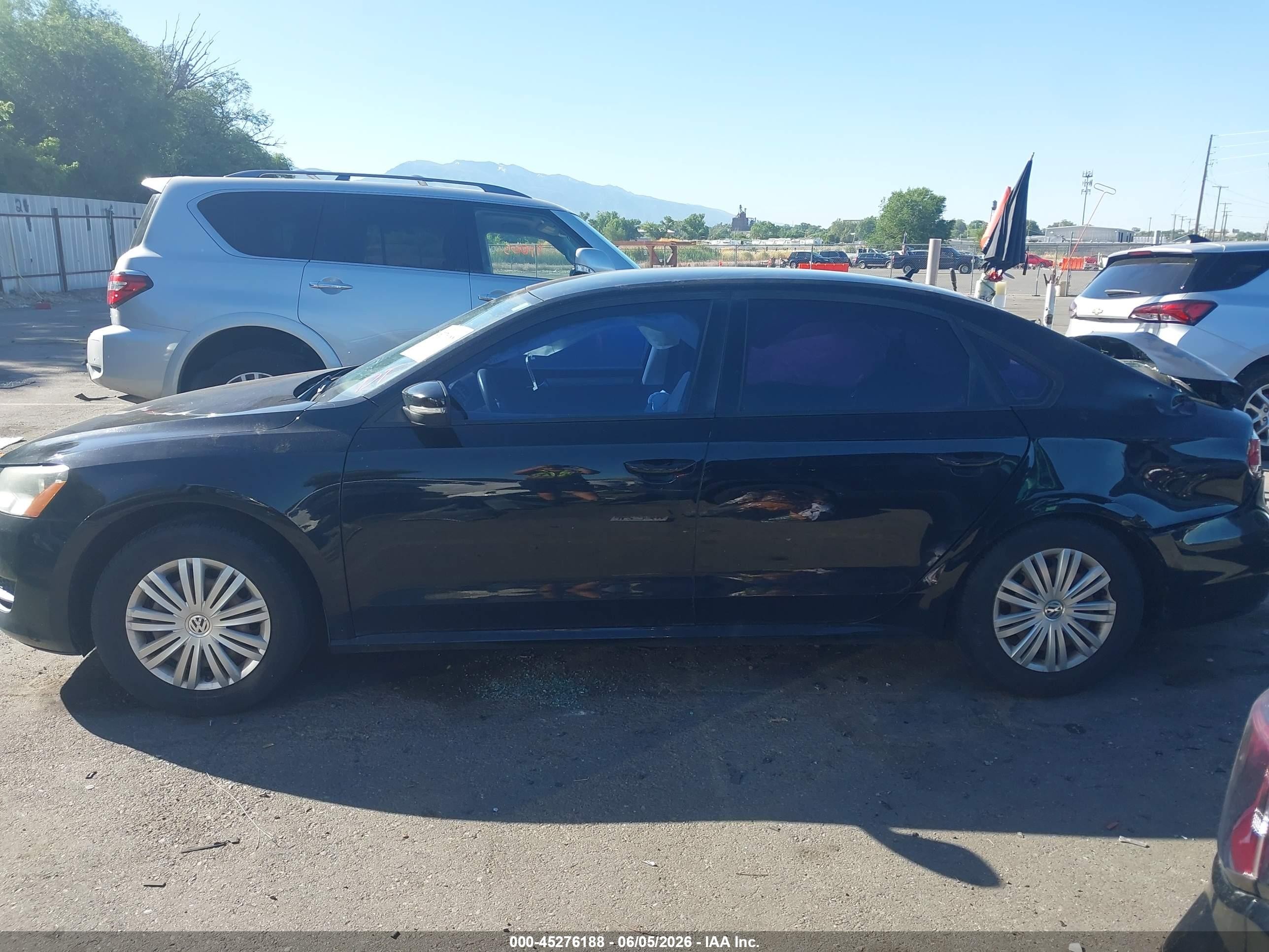 2014 Volkswagen Passat 1.8t S Black vin: 1VWAS7A32EC052703