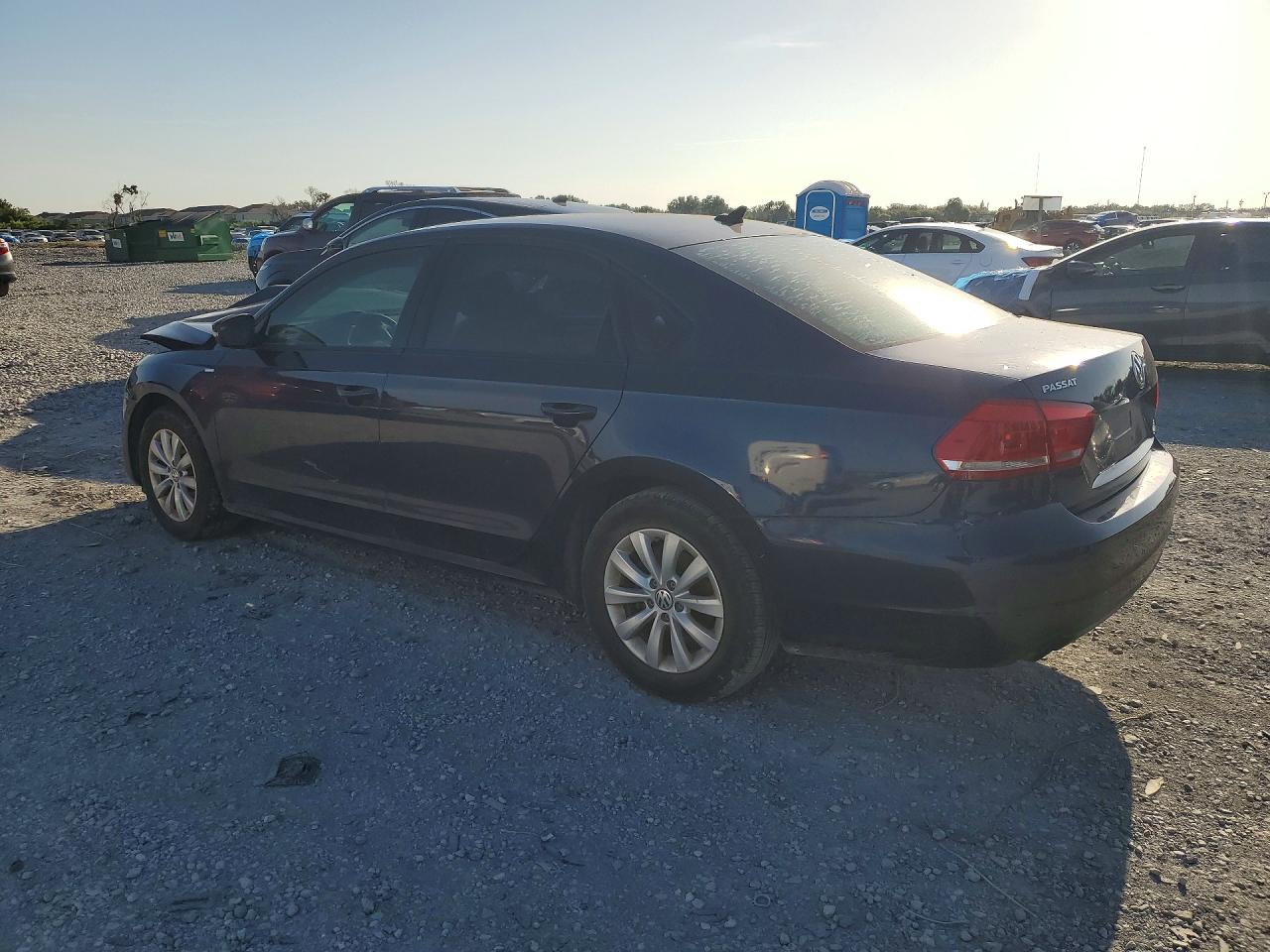 2014 Volkswagen Passat Синий vin: 1VWAS7A32EC119137