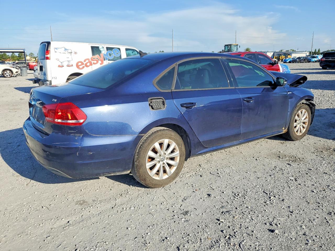 2014 Volkswagen Passat Синий vin: 1VWAS7A32EC119137
