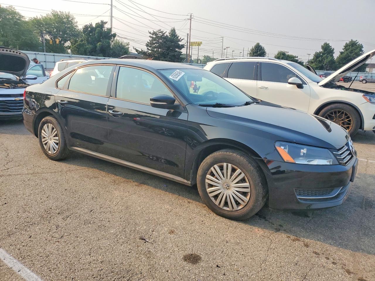 2015 Volkswagen Passat S Black vin: 1VWAS7A32FC071317