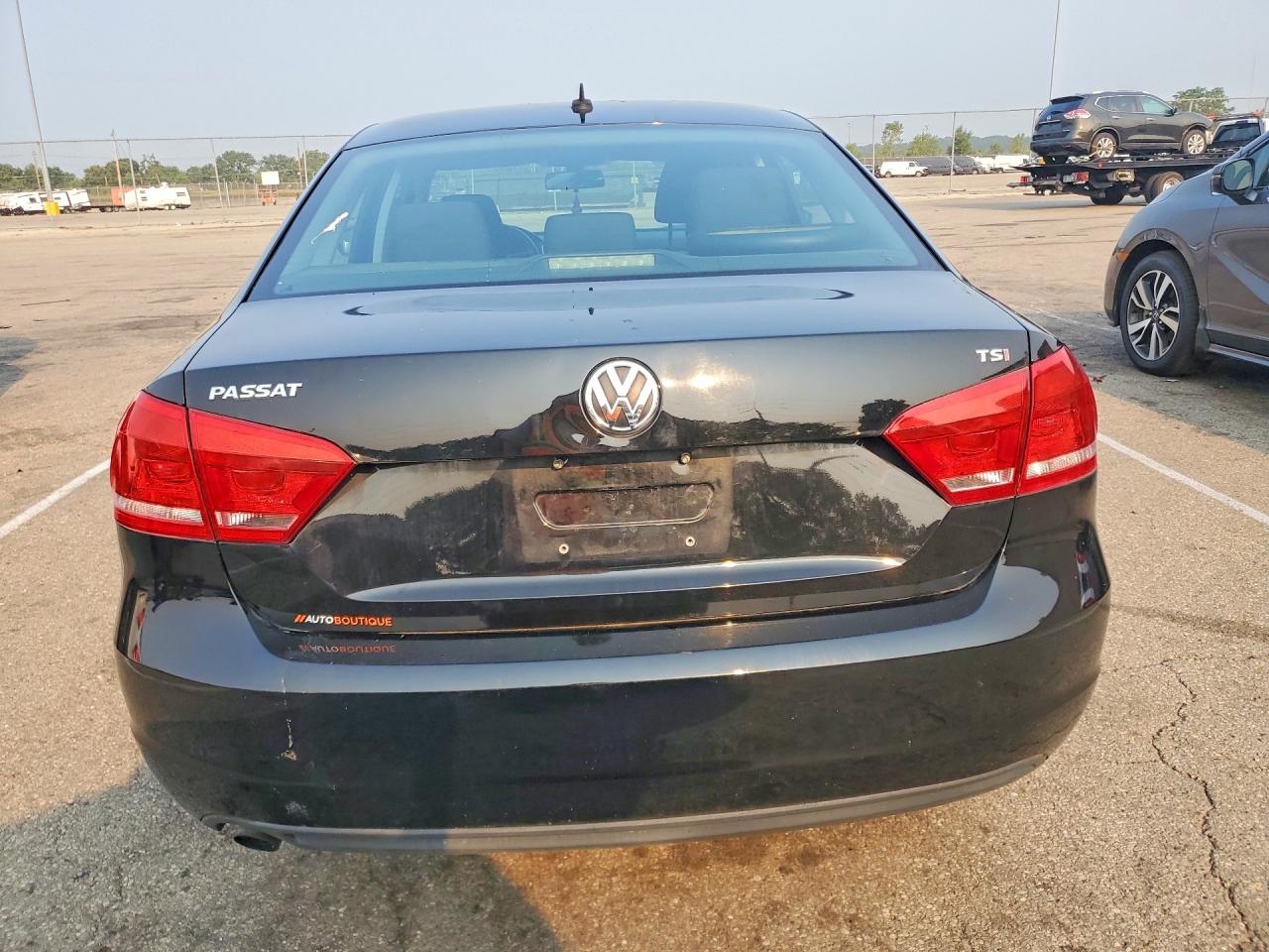 2015 Volkswagen Passat S Black vin: 1VWAS7A32FC071317