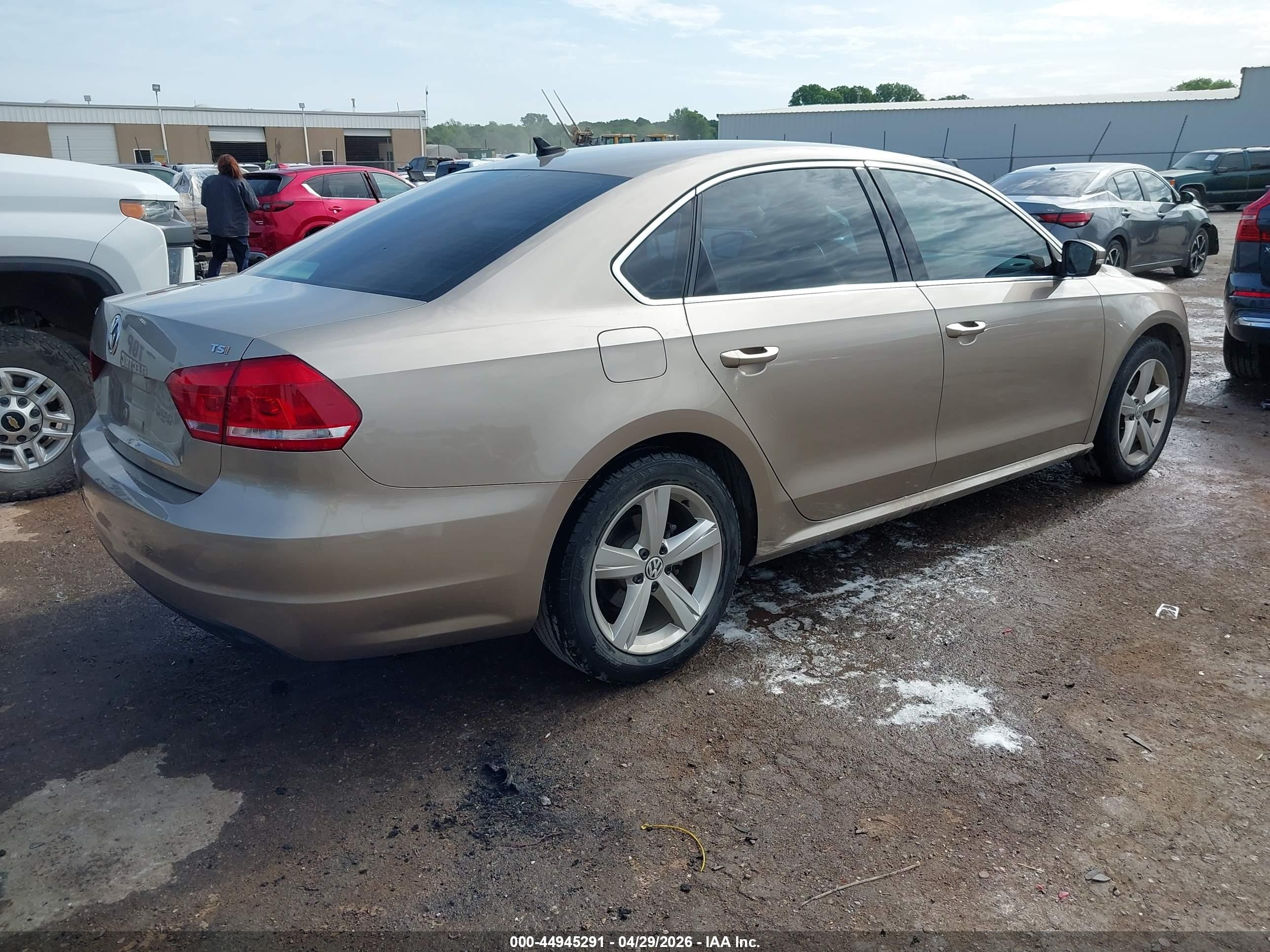 2015 Volkswagen Passat 1.8t Limited Edition Tan vin: 1VWAS7A32FC083094