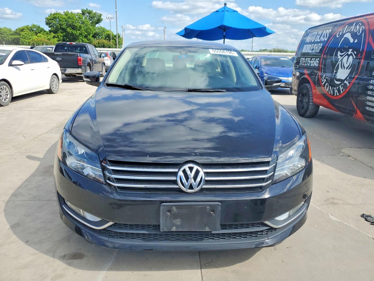 2015 Volkswagen Passat S Black vin: 1VWAS7A32FC112321