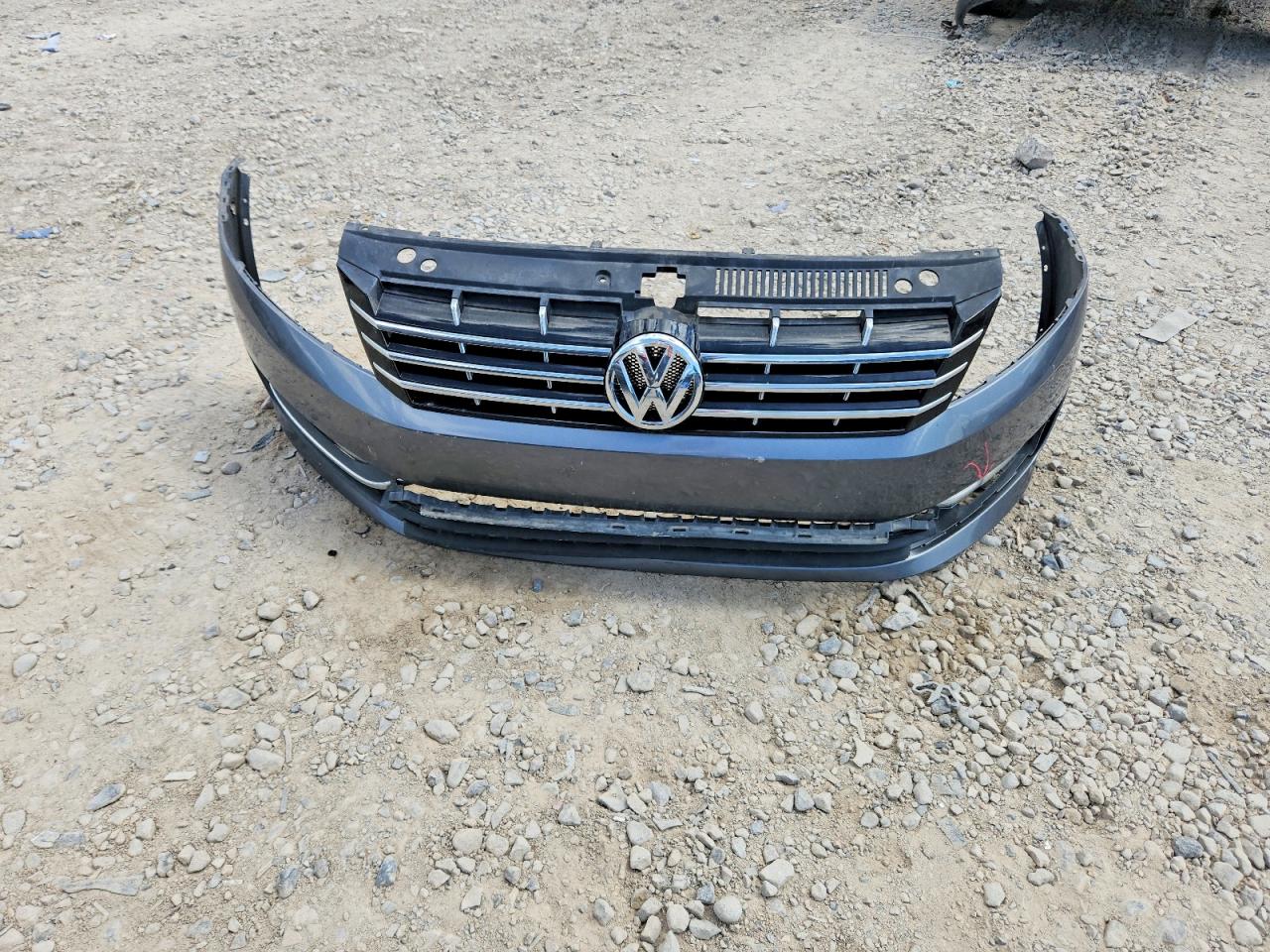 2015 Volkswagen Passat S Charcoal vin: 1VWAS7A32FC116434