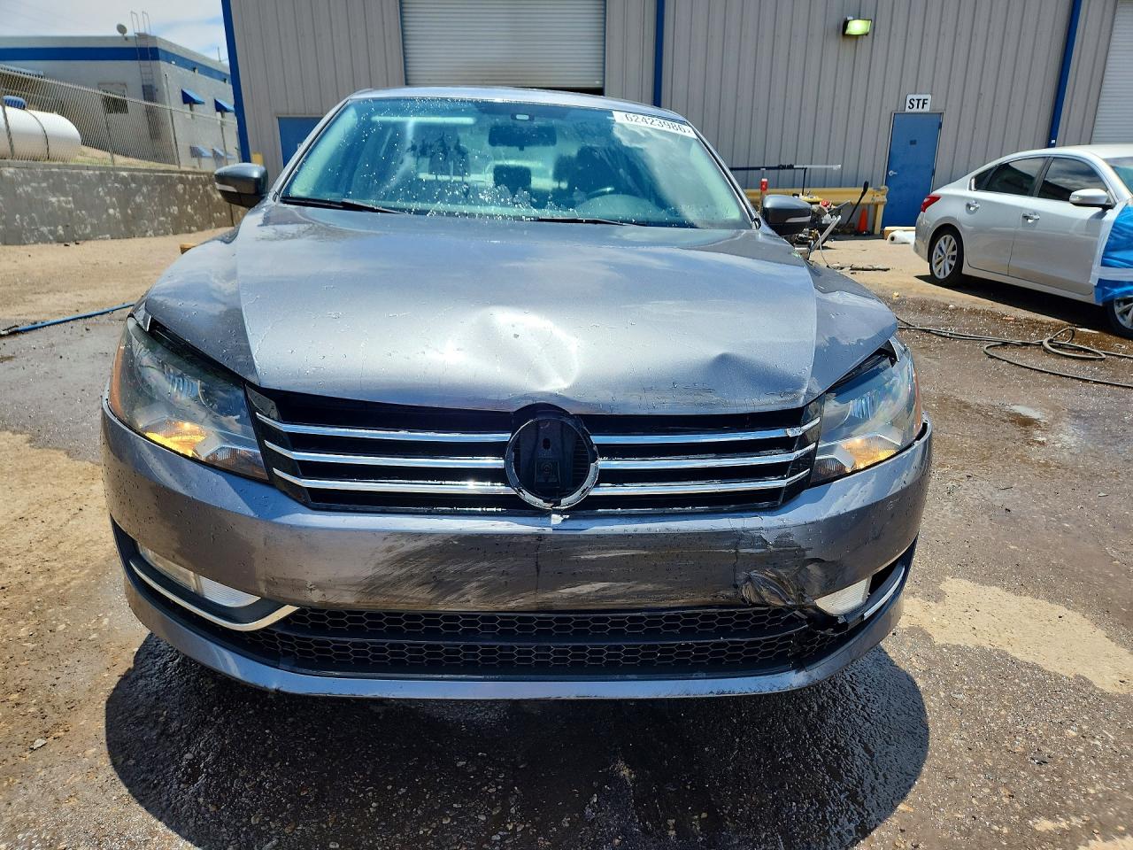 2015 Volkswagen Passat S Gray vin: 1VWAS7A32FC121391