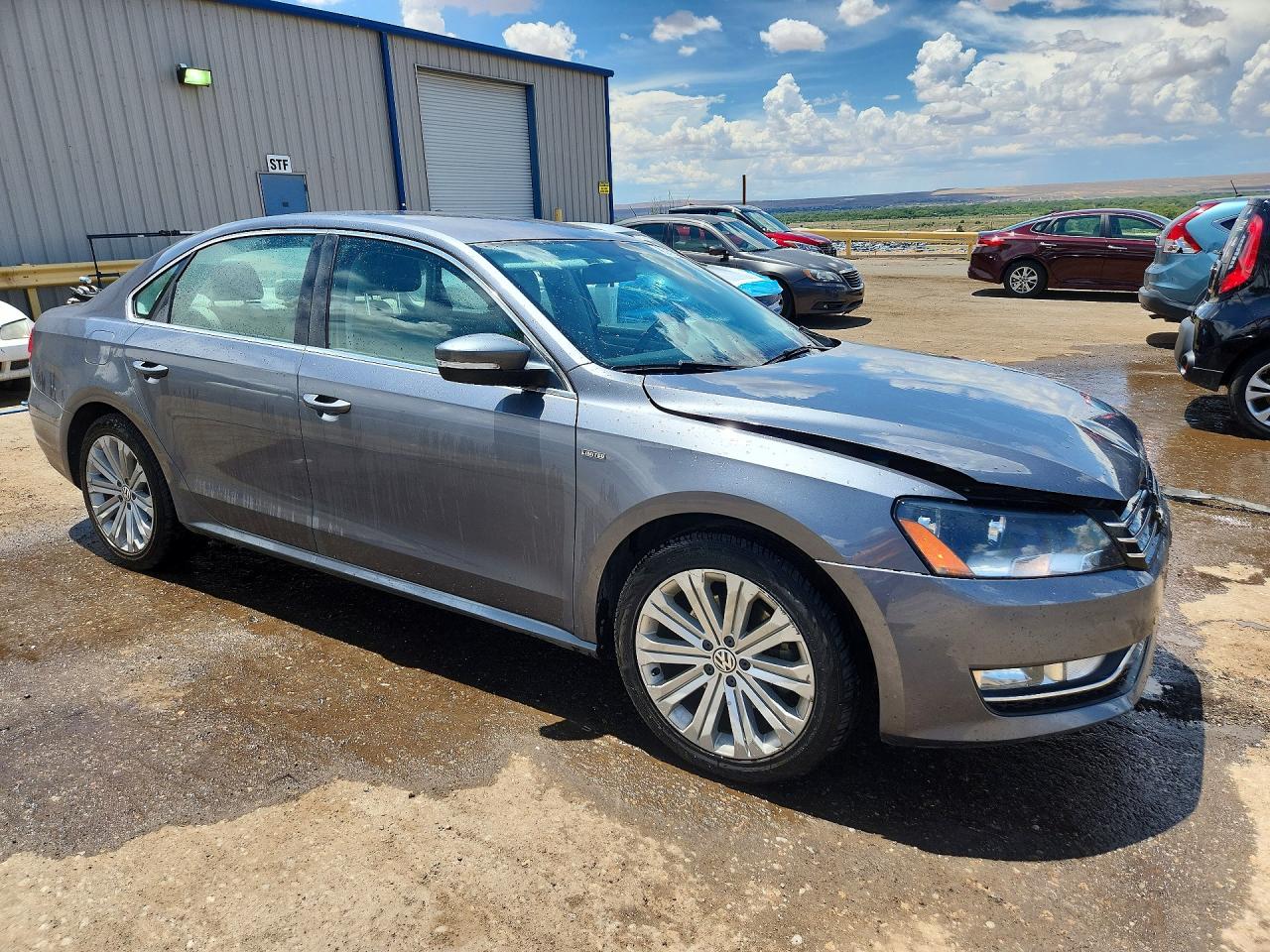 2015 Volkswagen Passat S Gray vin: 1VWAS7A32FC121391