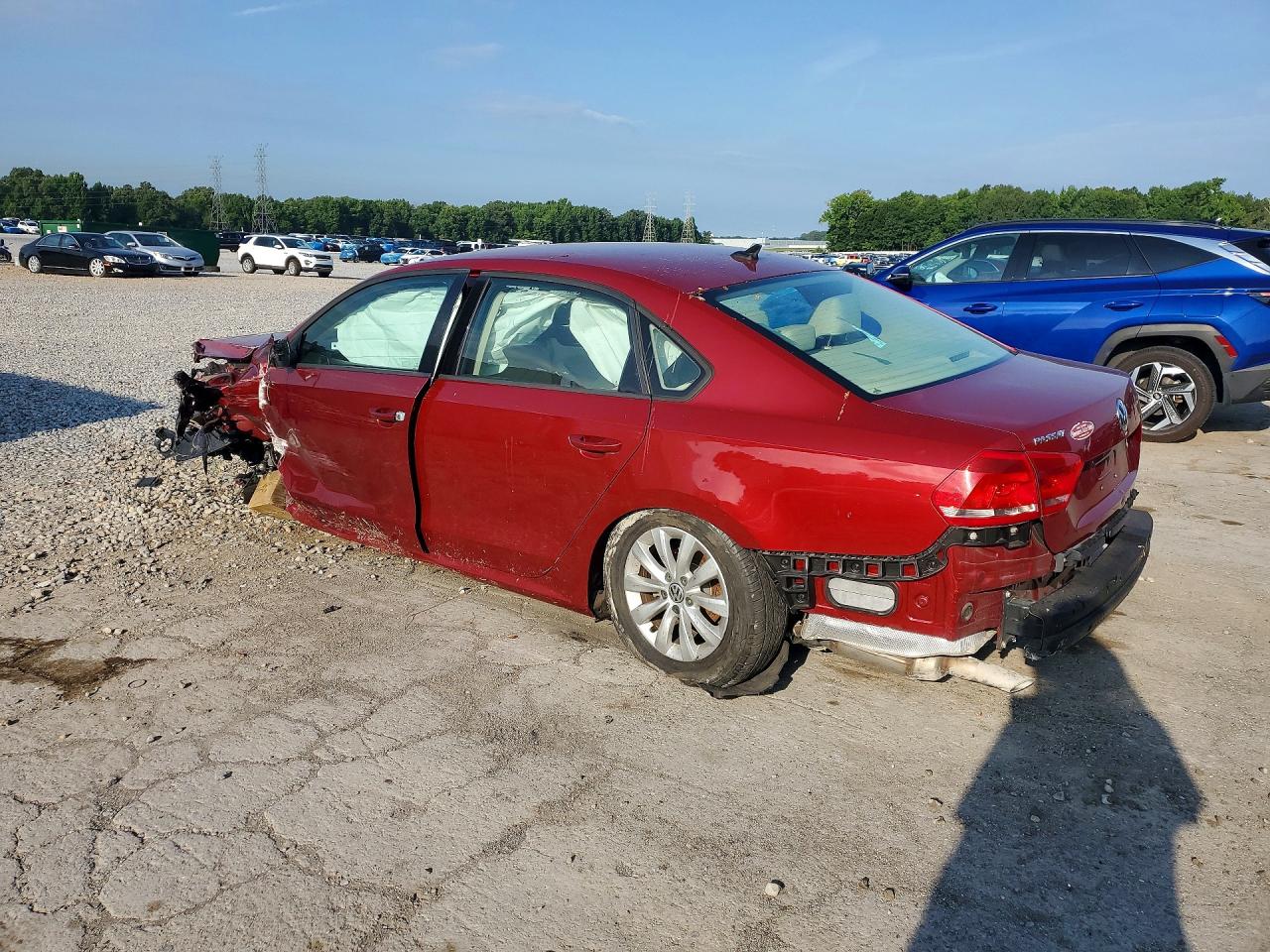 2015 Volkswagen Passat S Бордовый vin: 1VWAS7A33FC056020
