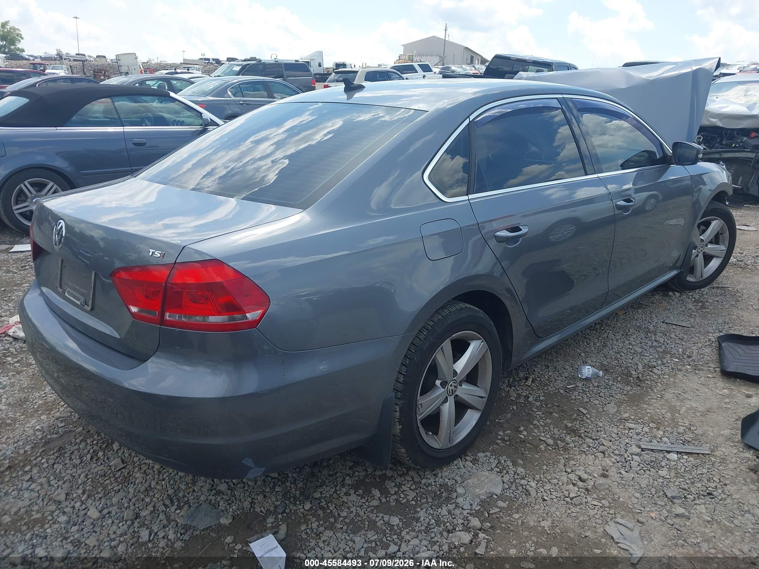2015 Volkswagen Passat 1.8t Limited Edition Gray vin: 1VWAS7A33FC074551