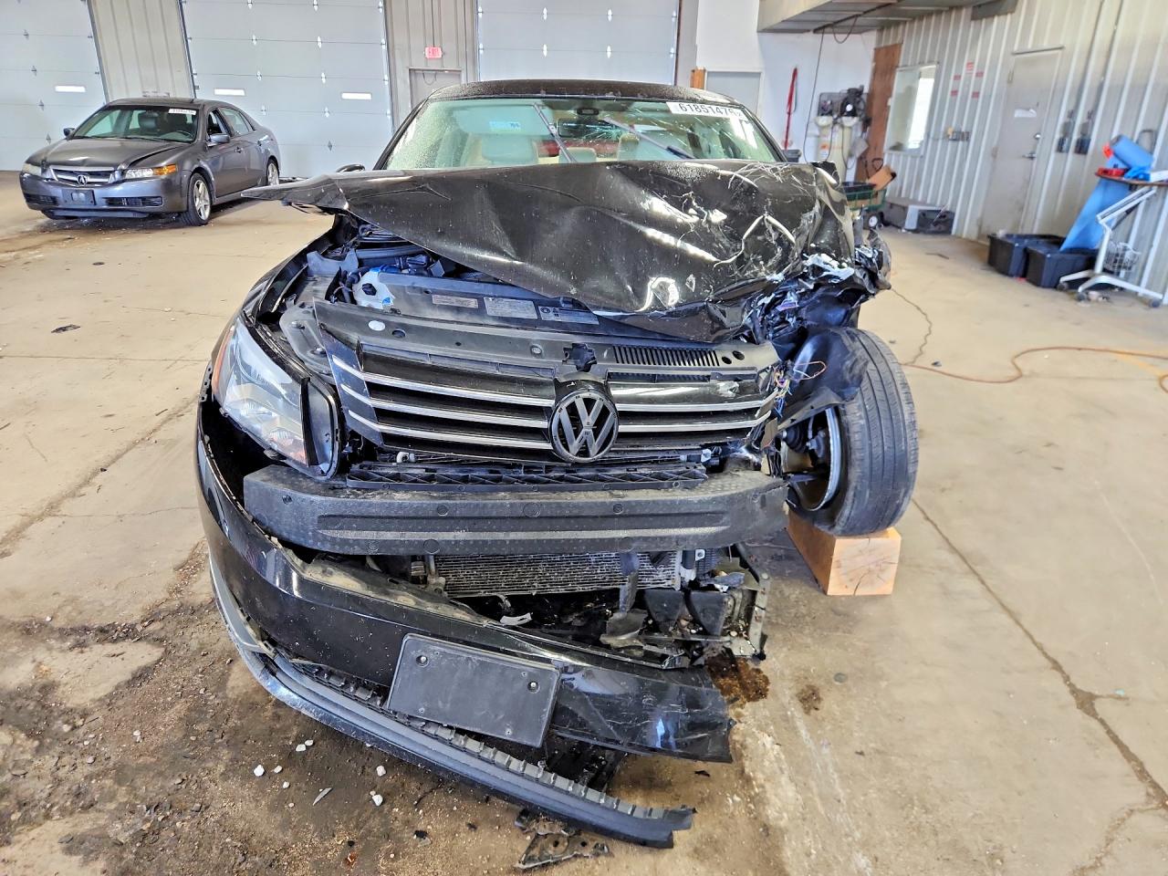2015 Volkswagen Passat S Black vin: 1VWAS7A33FC111761