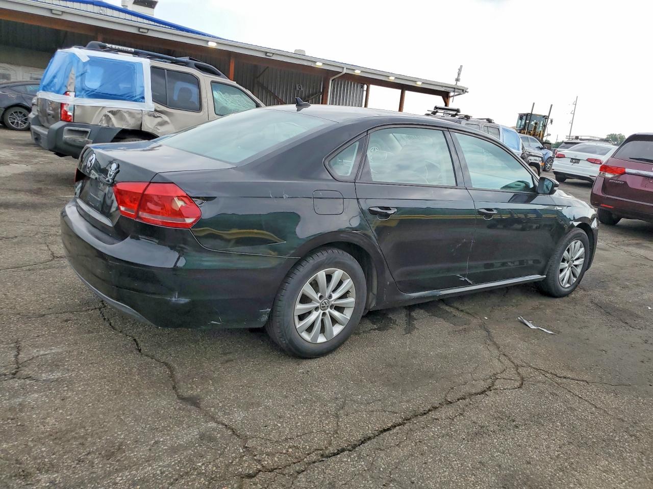 2014 Volkswagen Passat S Black vin: 1VWAS7A34EC108723