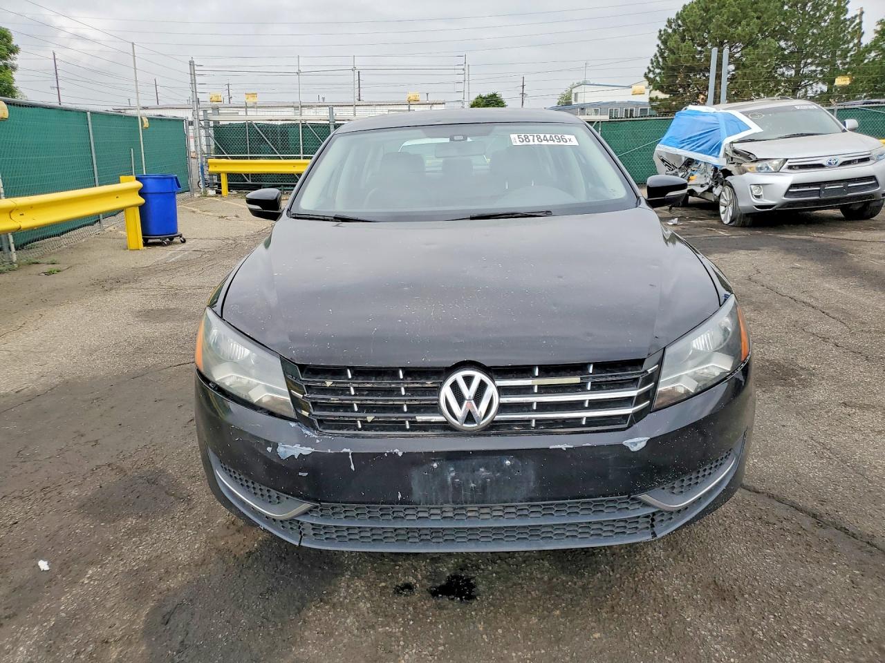 2014 Volkswagen Passat S Black vin: 1VWAS7A34EC108723