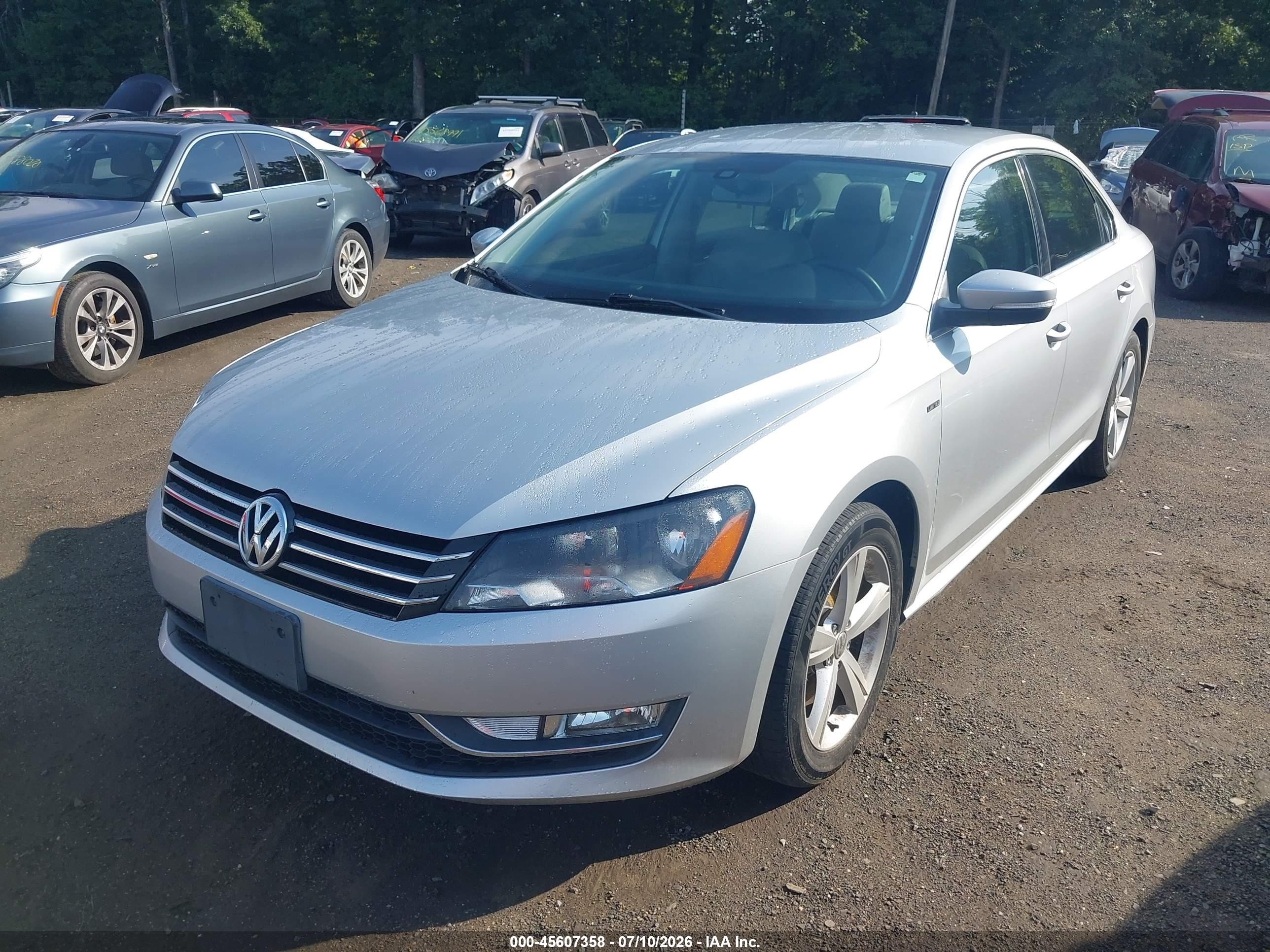 2015 Volkswagen Passat 1.8t Limited Edition Silver vin: 1VWAS7A34FC108612
