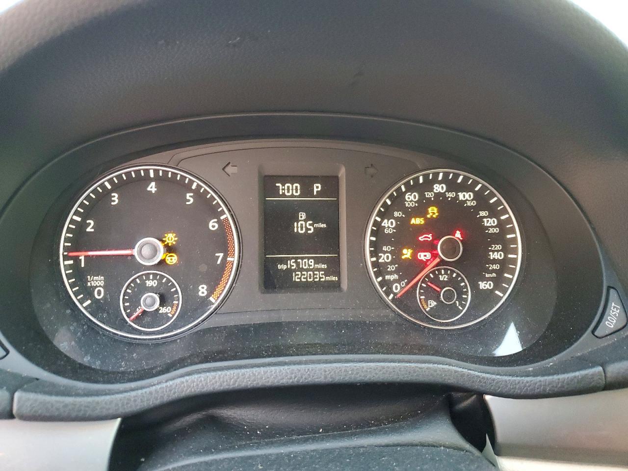 2015 Volkswagen Passat S Красный vin: 1VWAS7A34FC119643