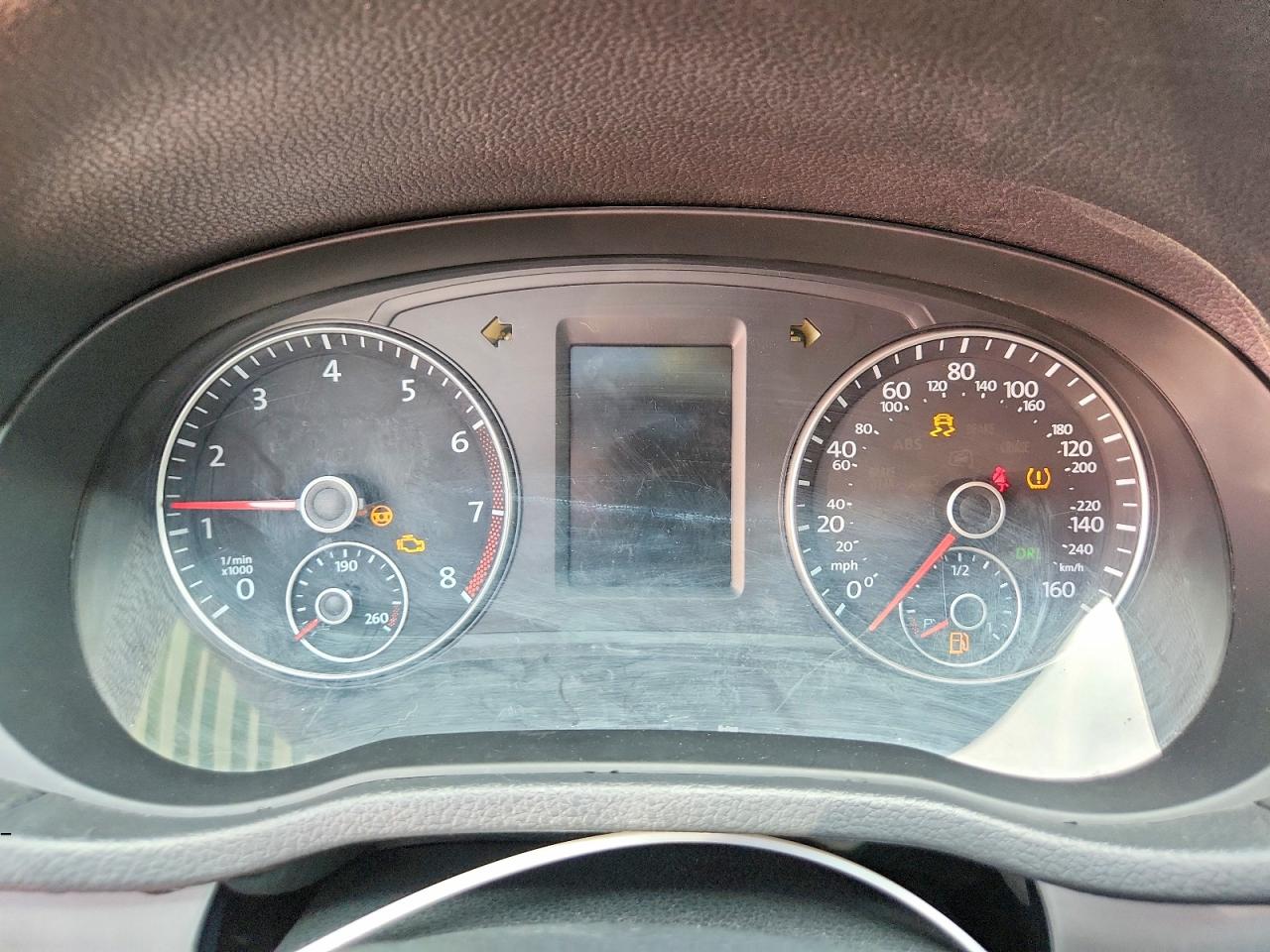 2014 Volkswagen Passat S Silver vin: 1VWAS7A35EC074226