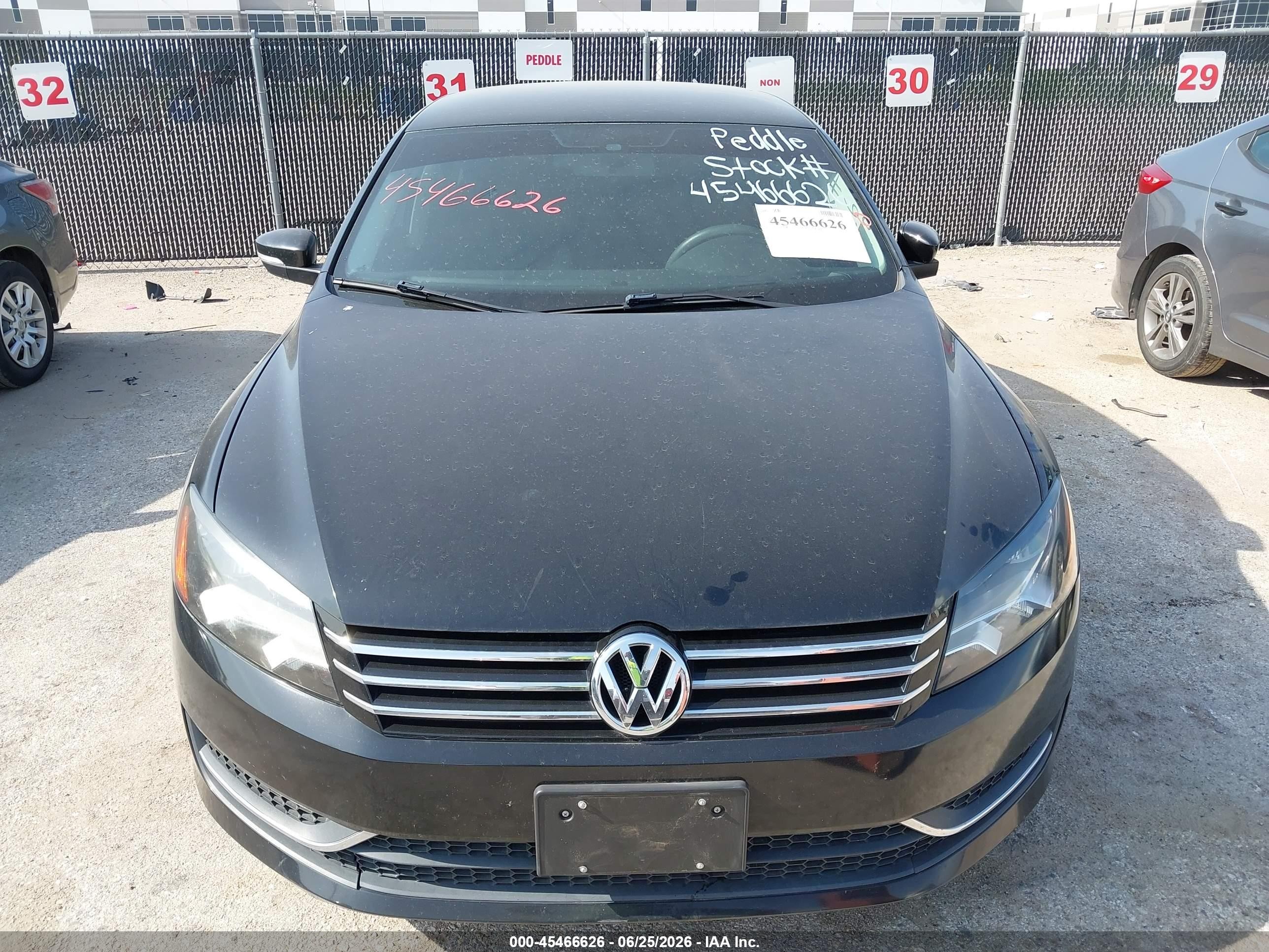 2014 Volkswagen Passat 1.8t S Black vin: 1VWAS7A35EC100209