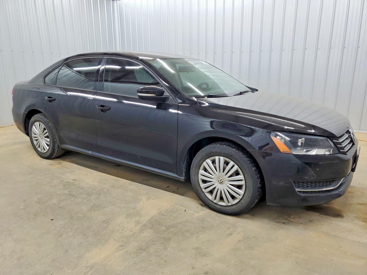 2014 Volkswagen Passat S Black vin: 1VWAS7A35EC120315