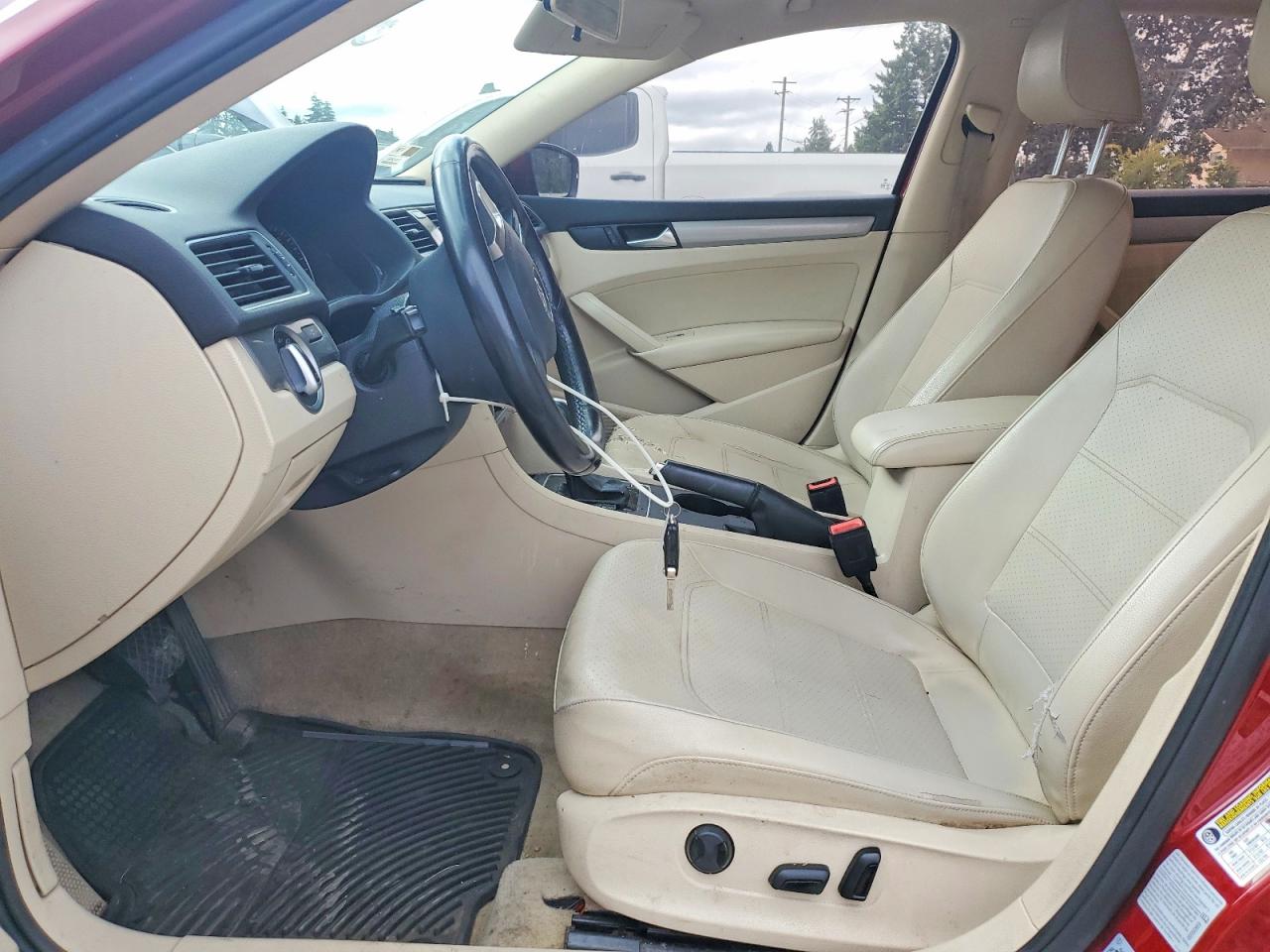 2015 Volkswagen Passat S Burgundy vin: 1VWAS7A35FC046475