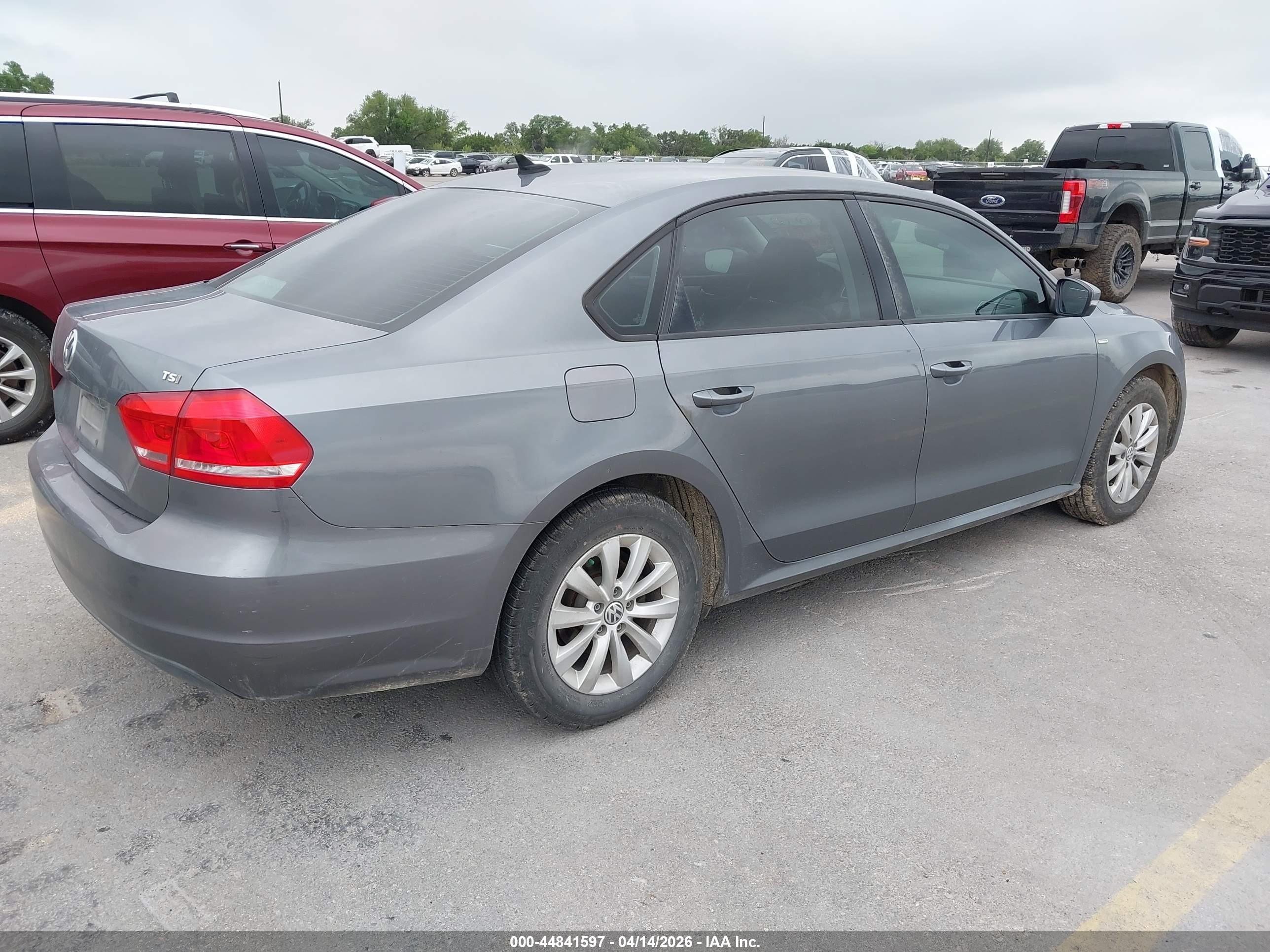 2014 Volkswagen Passat 1.8t Wolfsburg Edition Gray vin: 1VWAS7A36EC092931