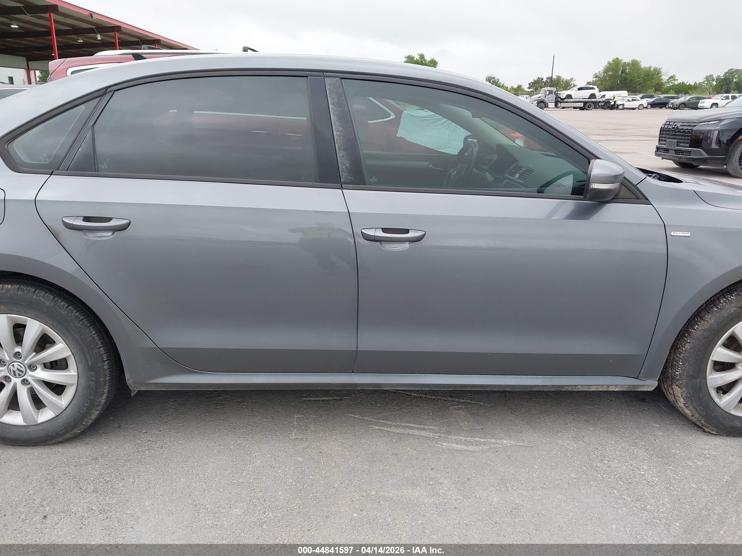 2014 Volkswagen Passat 1.8t Wolfsburg Edition Gray vin: 1VWAS7A36EC092931