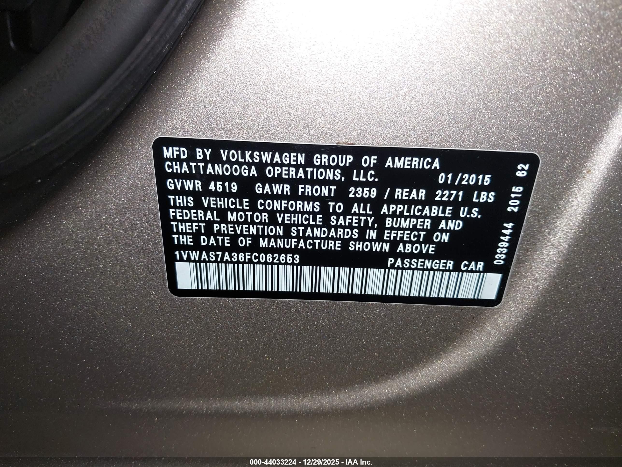 2015 Volkswagen Passat 1.8t S Gold vin: 1VWAS7A36FC062653